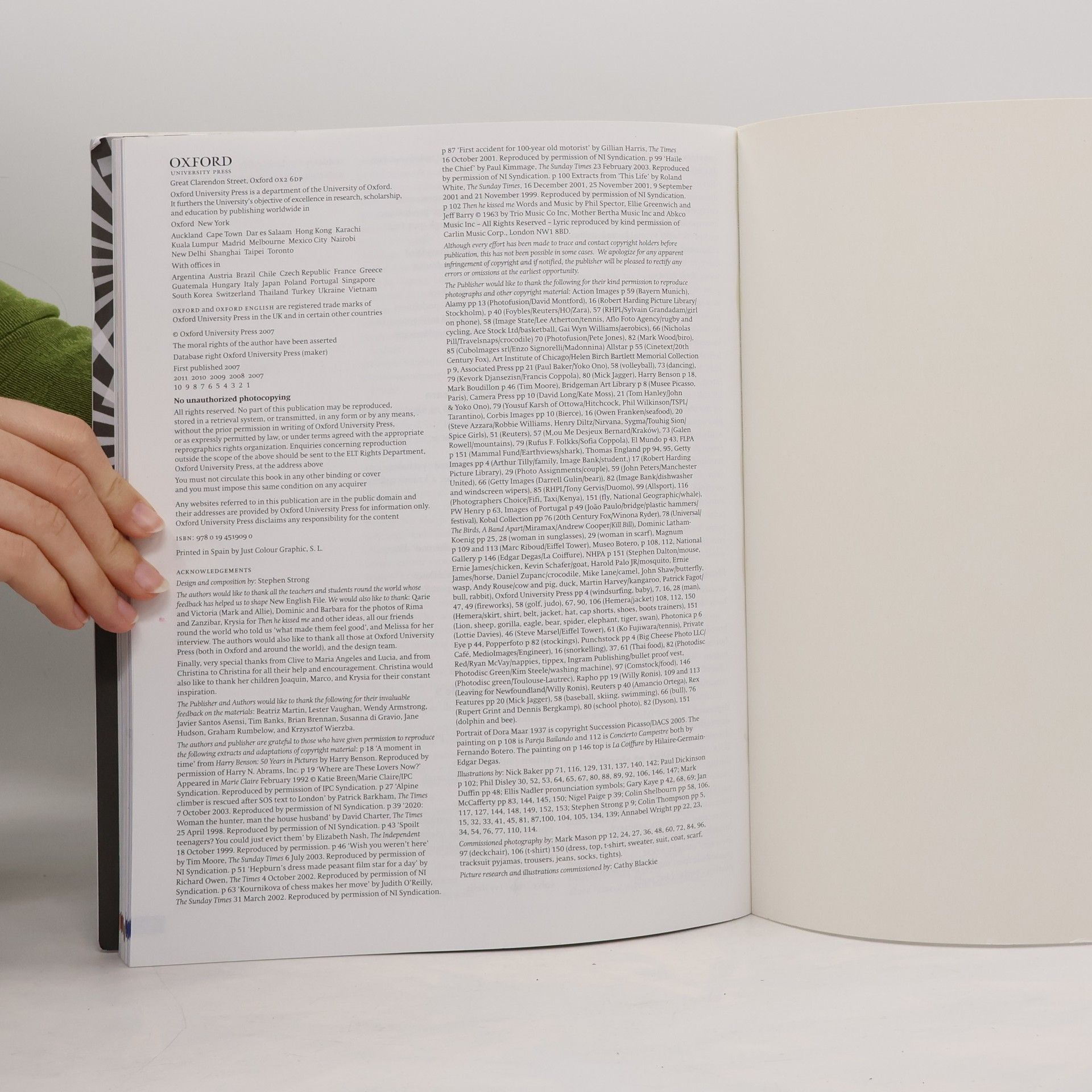 Paul Seligson New English File. Pre-Intermediate, Student's Book