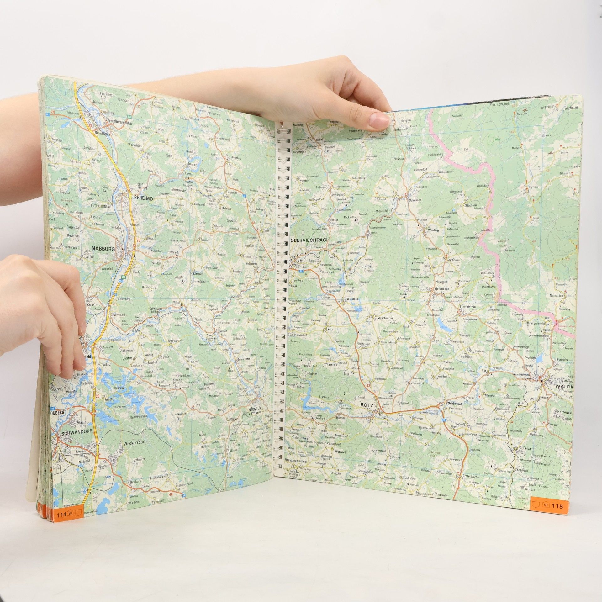 Kolektív autorov Autoatlas Česká republika 1:100 000