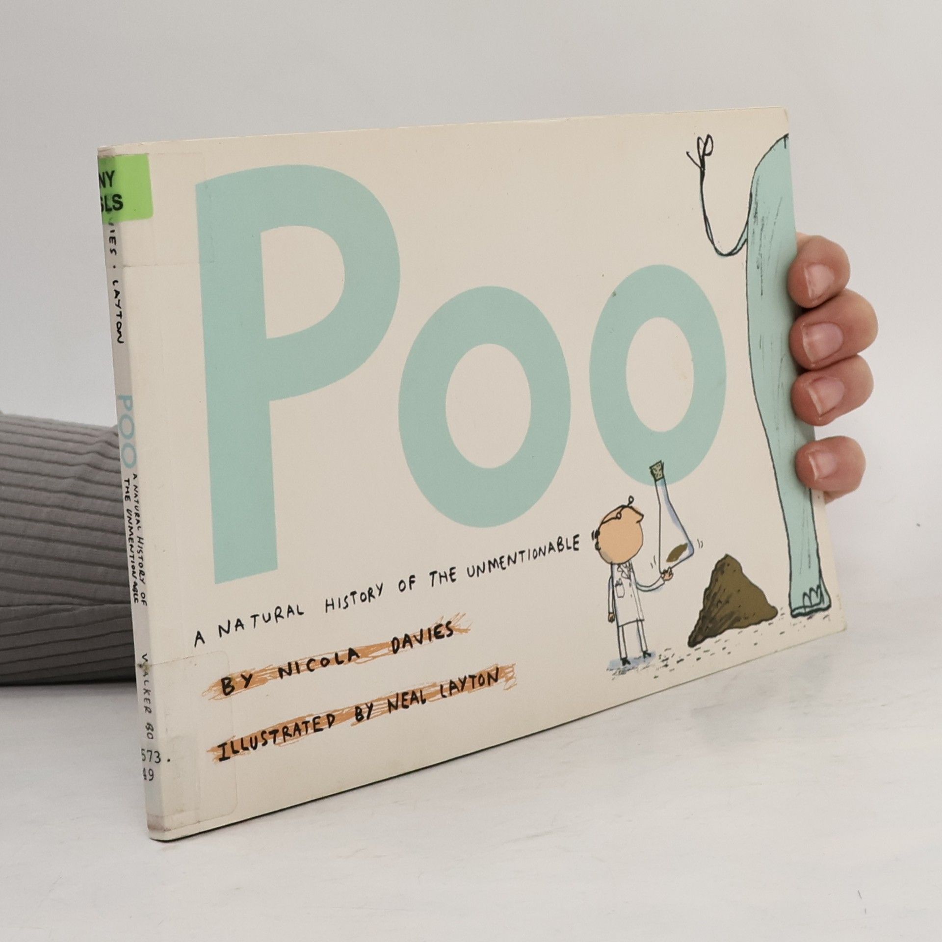 Nicola Davies Poo : A Natural History of the Unmentionable