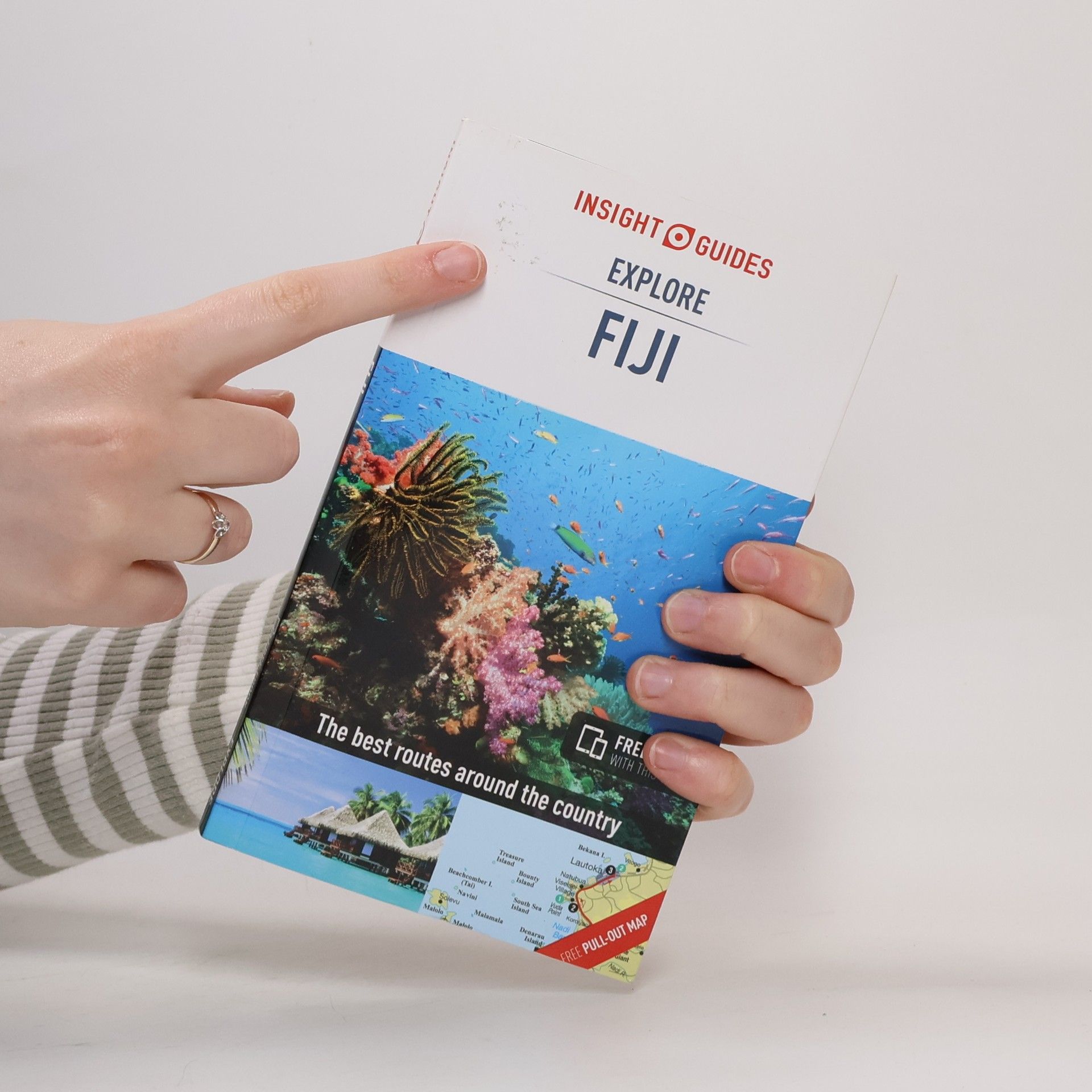 INSIGHT GUIDES STAFF Insight Guides Explore Fiji