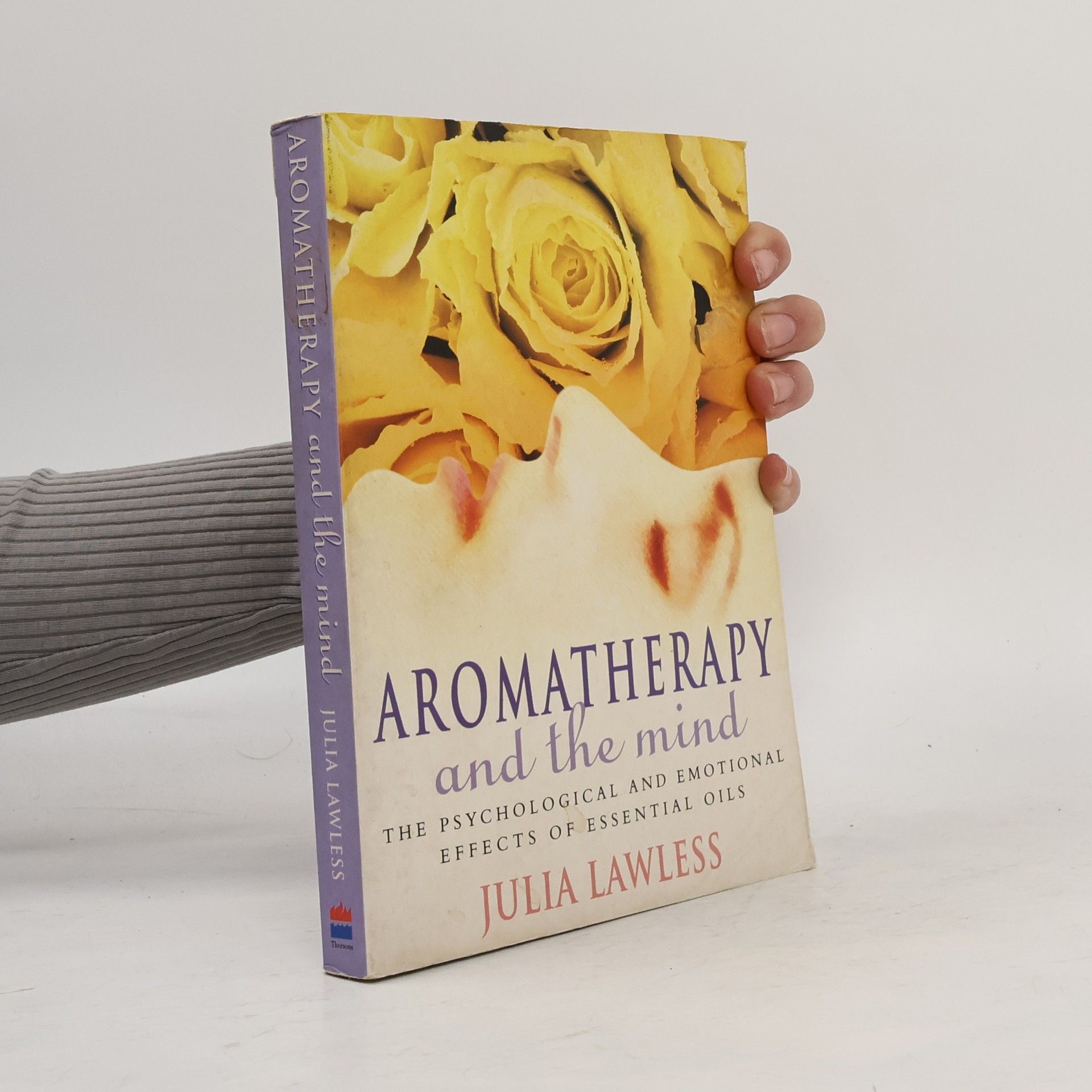 Julia Lawless Aromatherapy and the Mind