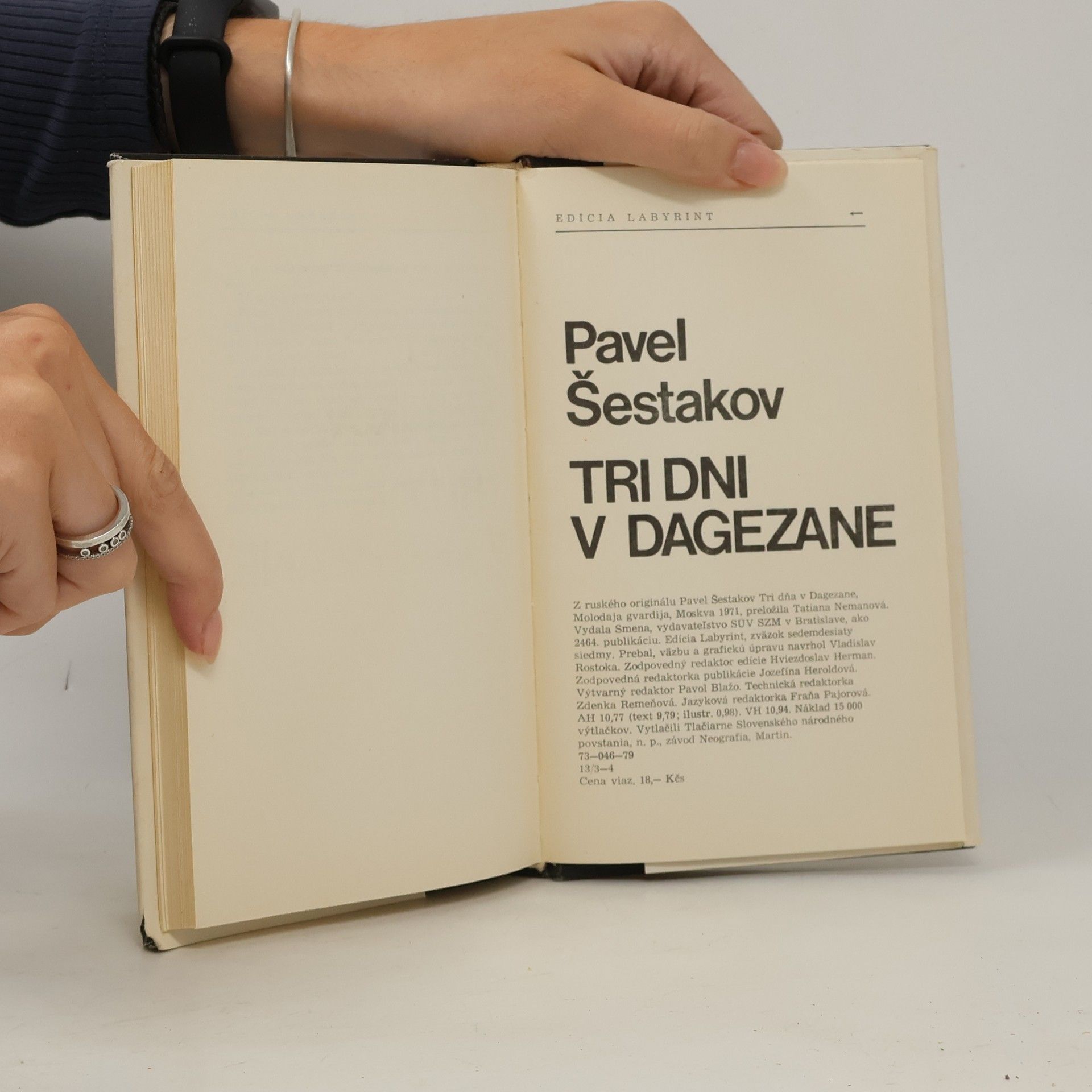 Pavel Aleksandrovič Šestakov Tri dni v Dagezane