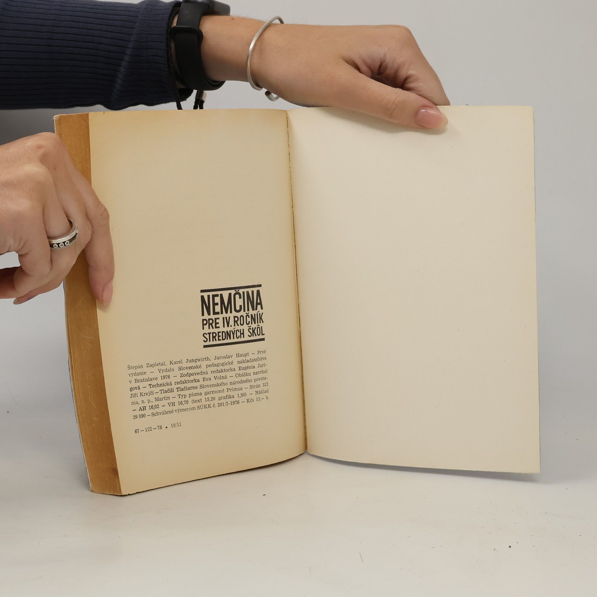 Autorenkollektiv Němčina pro IV. ročník stredních škol