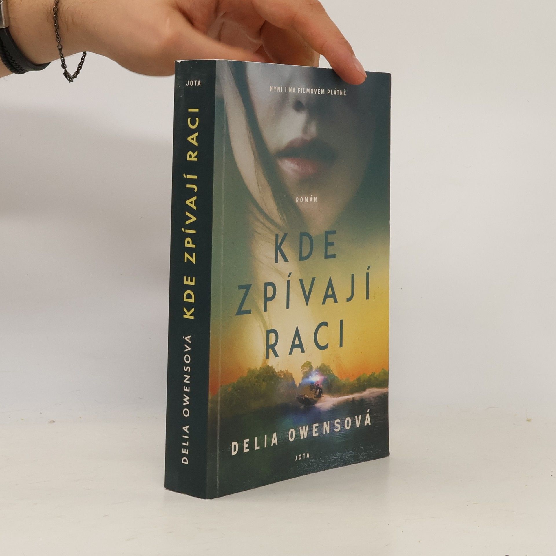 Delia Owens Kde zpívají raci