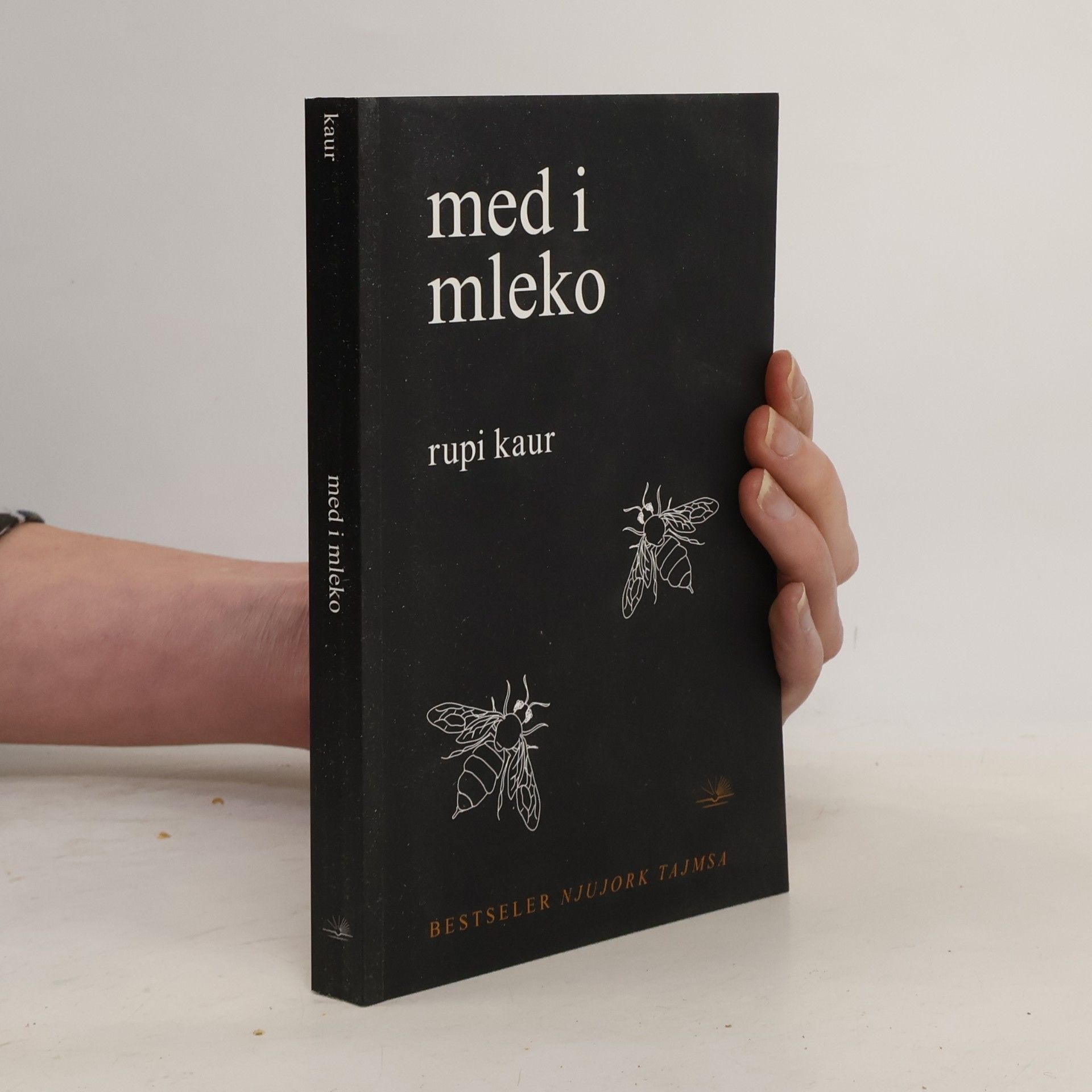 Rupi Kaur Med i mleko