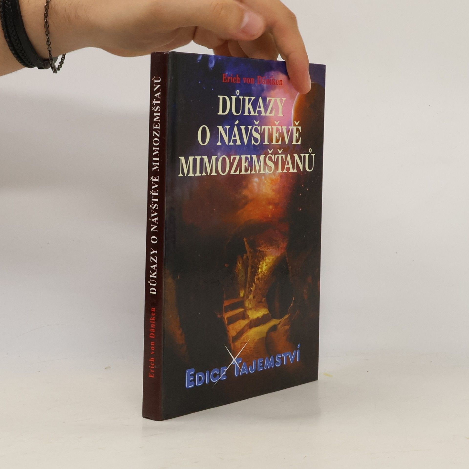 Erich von Däniken Důkazy o návštěvě mimozemšťanů