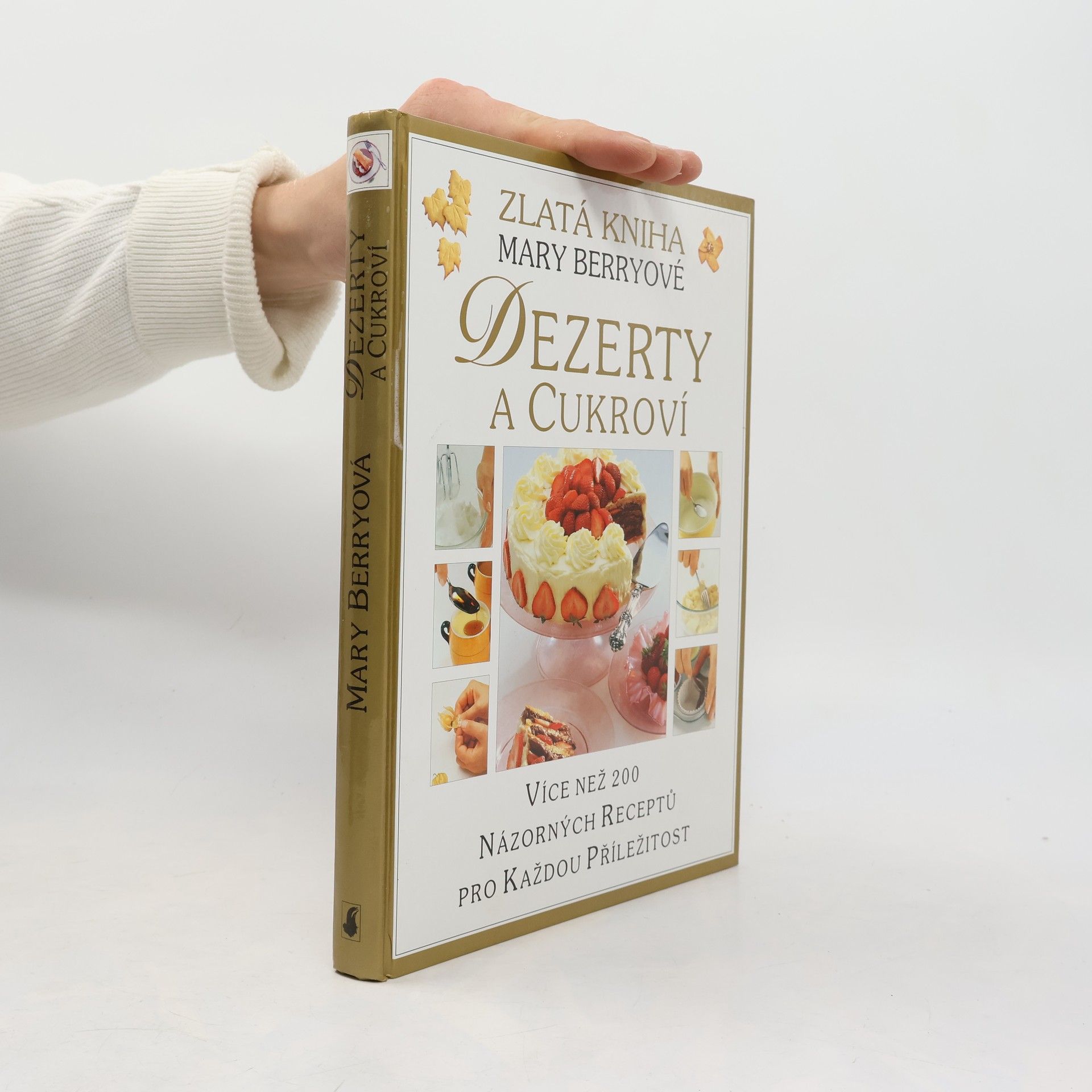 Mary Berry Dezerty a cukroví