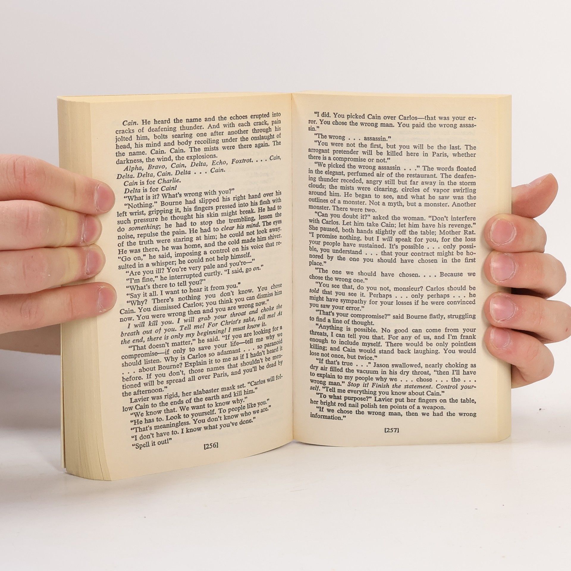 Robert Ludlum The Bourne identity