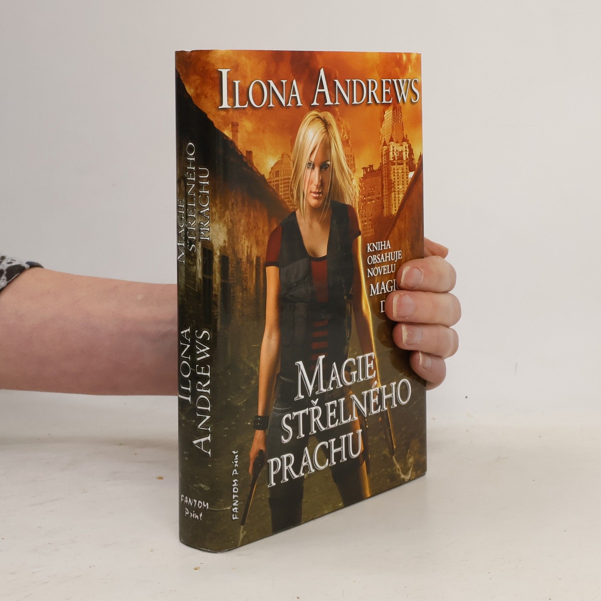 Ilona Andrews Magie střelného prachu