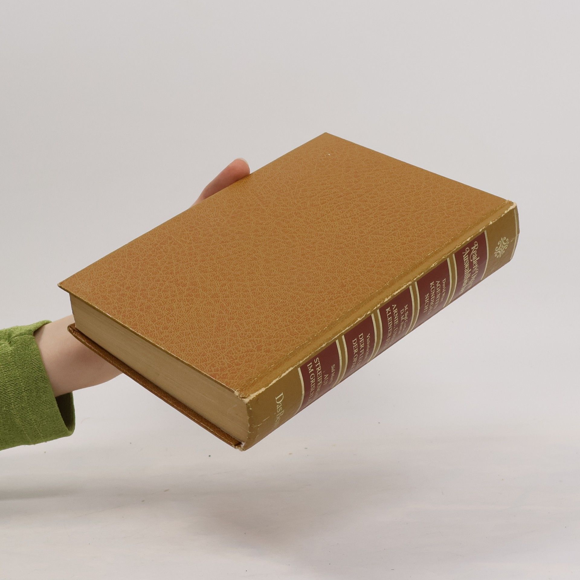 Autorenkollektiv Reader's Digest Auswahlbücher: Agenten Kündigen nicht; Arnie, Unser Kleiner Star; Der Fluch der Opale; Auf Streifengang im Grislyland