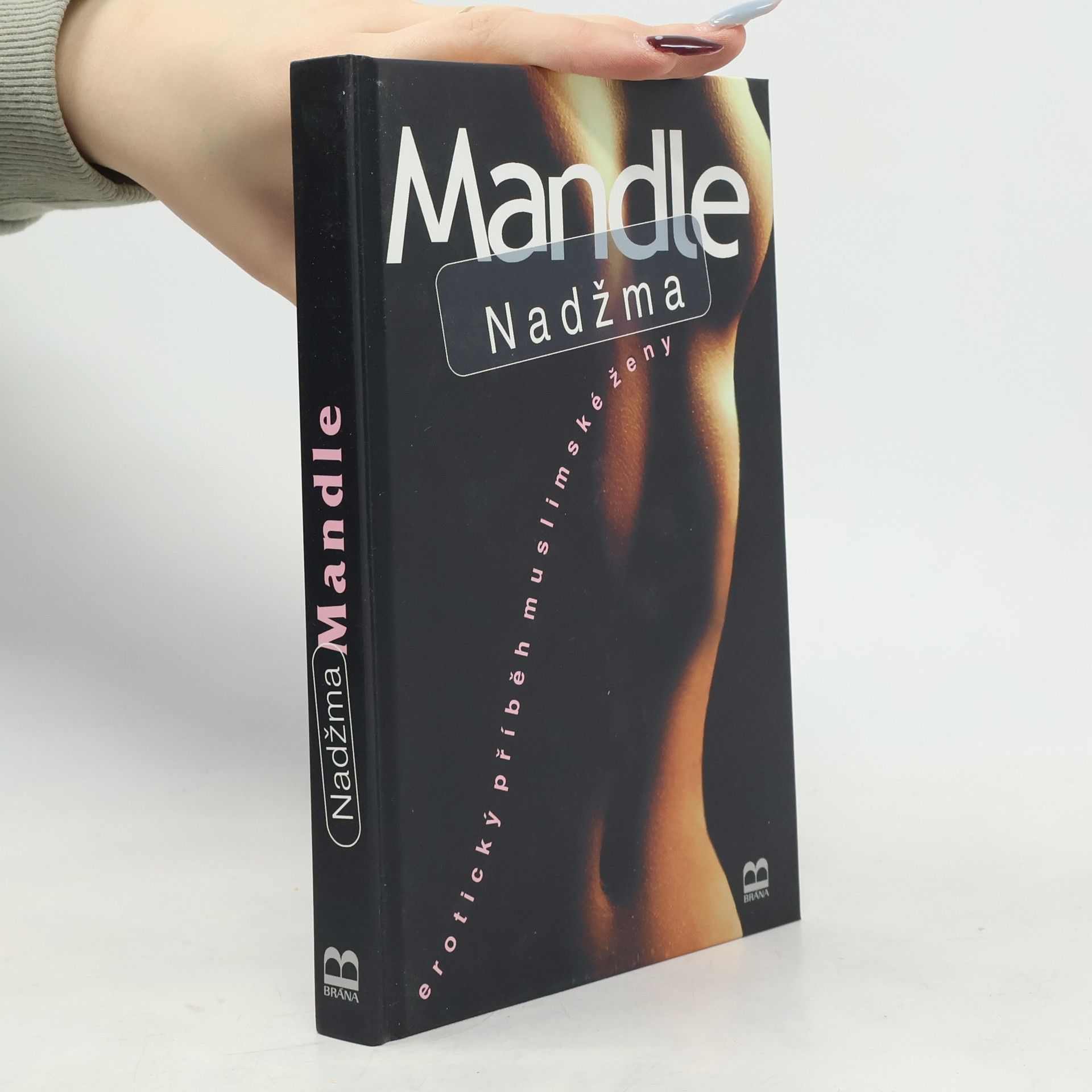 Nadžma Mandle: Erotický příběh muslimské ženy