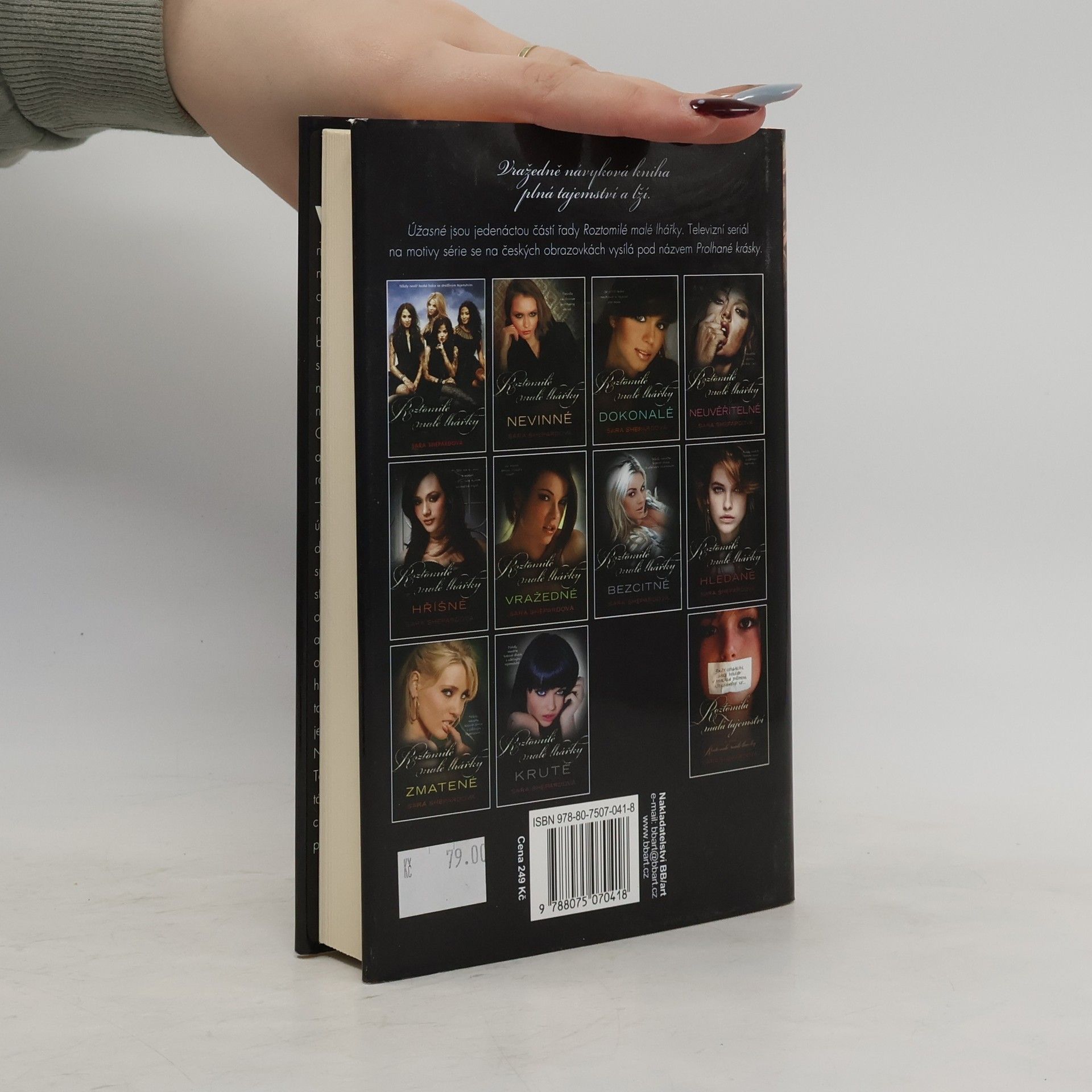 Sara Shepard Úžasné. Roztomilé malé lhářky