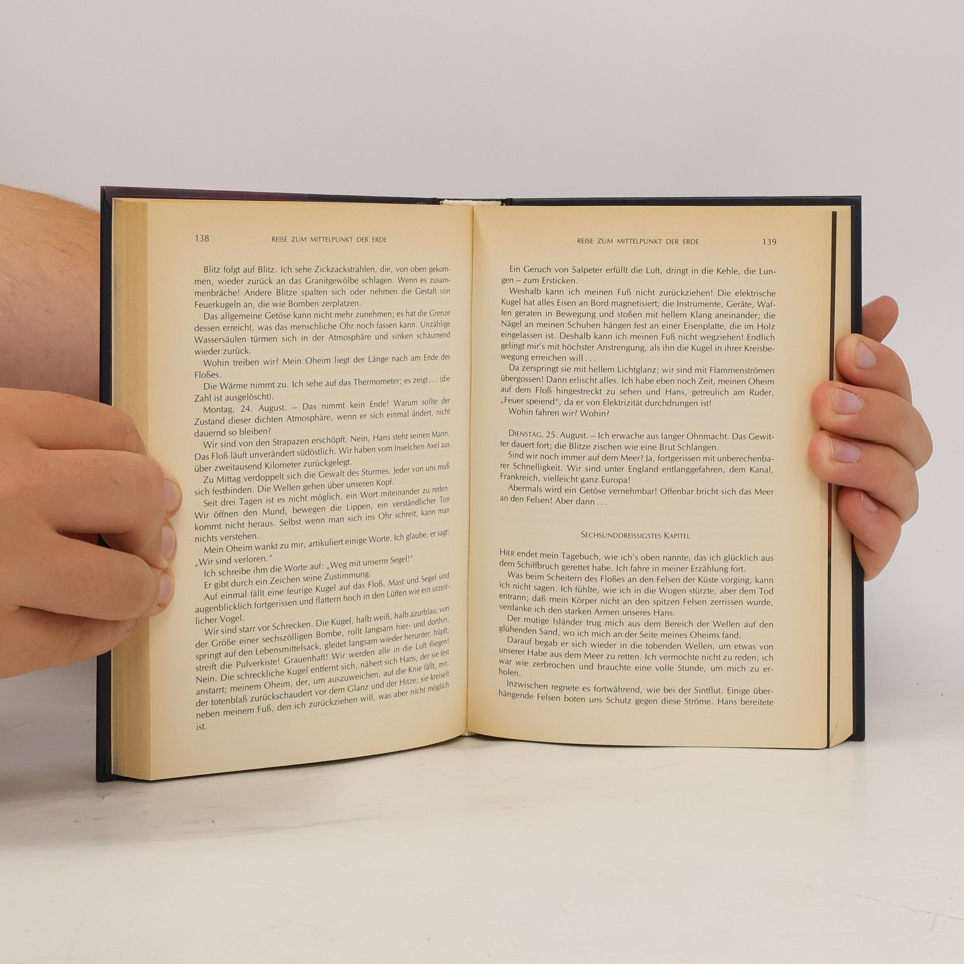 Jules Verne Reise zum Mittelpunkt der Erde. Der Krieg der Welten