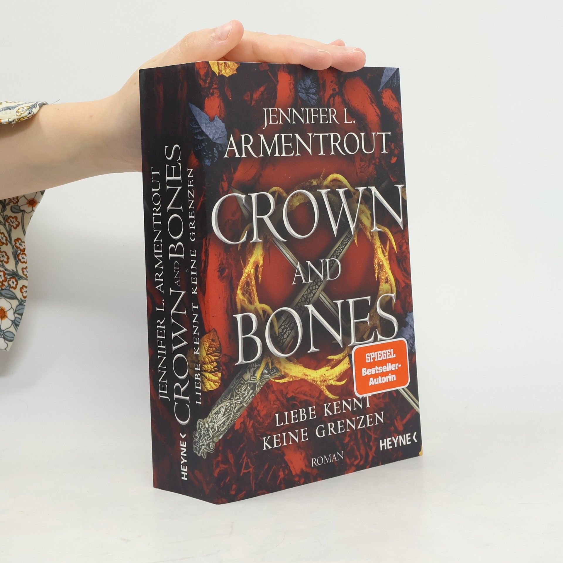 Jennifer L. Armentrout Crown and Bones