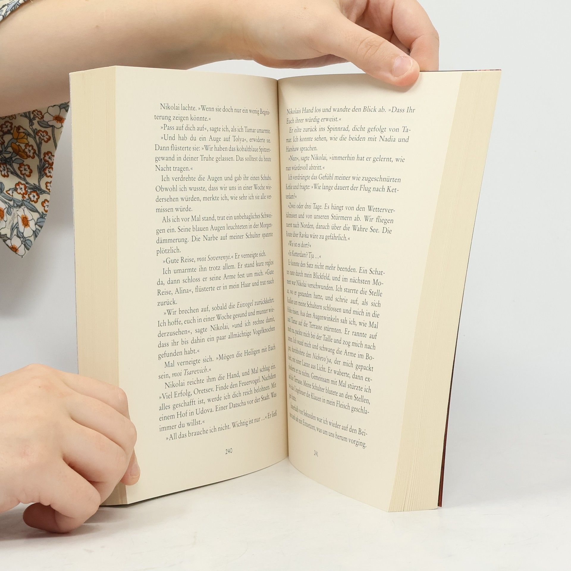 Leigh Bardugo Lodernde Schwingen