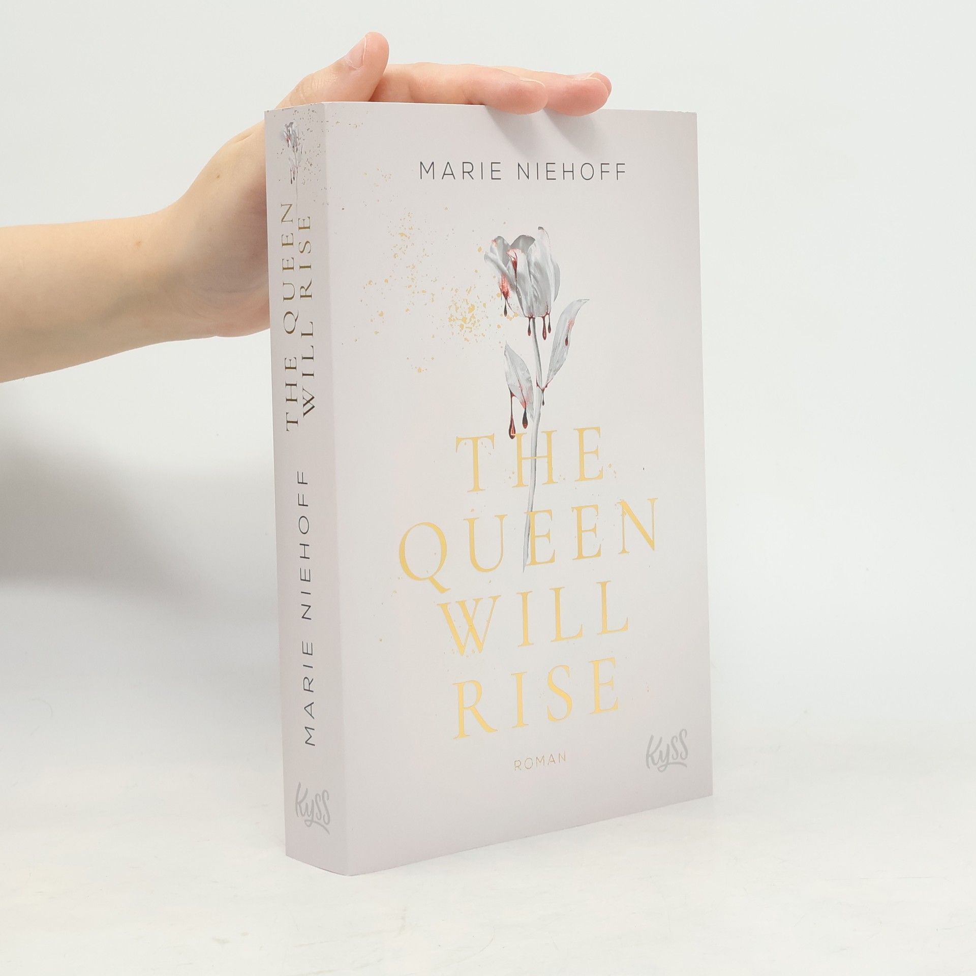 Marie Niehoff The Queen Will Rise