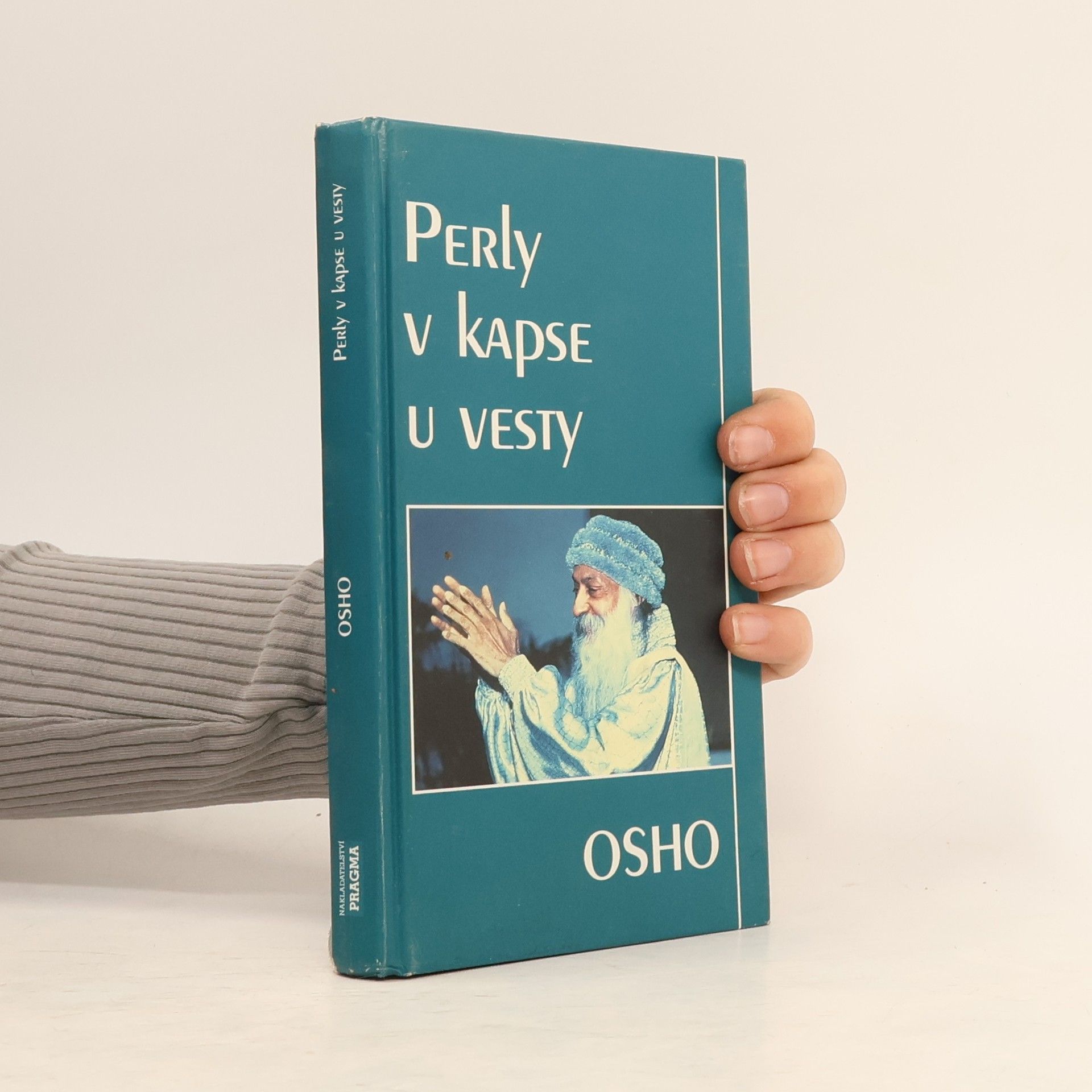 Osho Perly v kapse u vesty