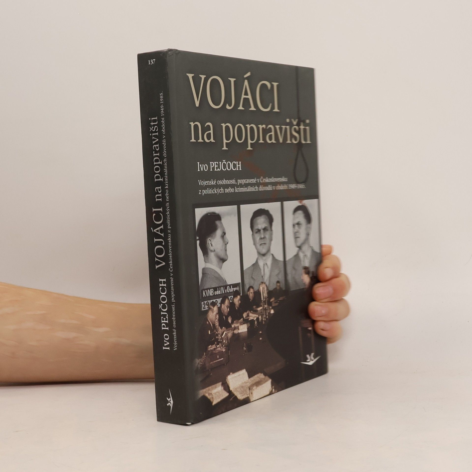 Ivo Pejčoch Vojáci na popravišti