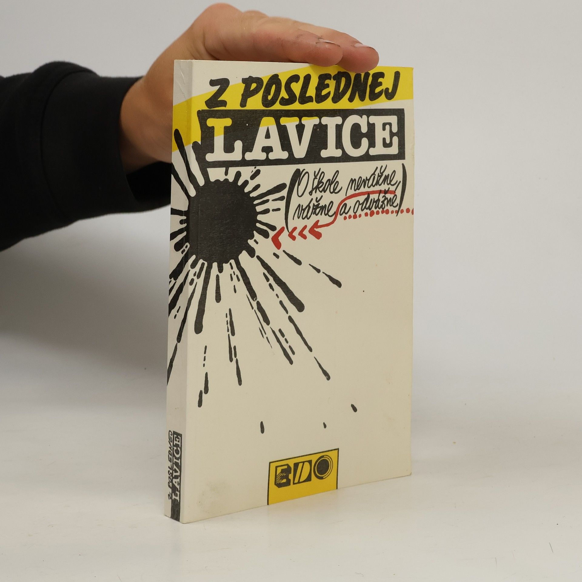 Daniel Hevier Z poslednej lavice