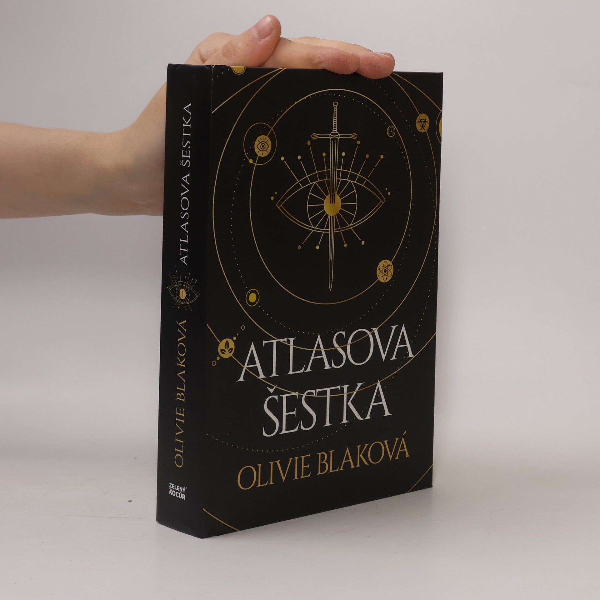 Olivie Blake Atlasova Šestka