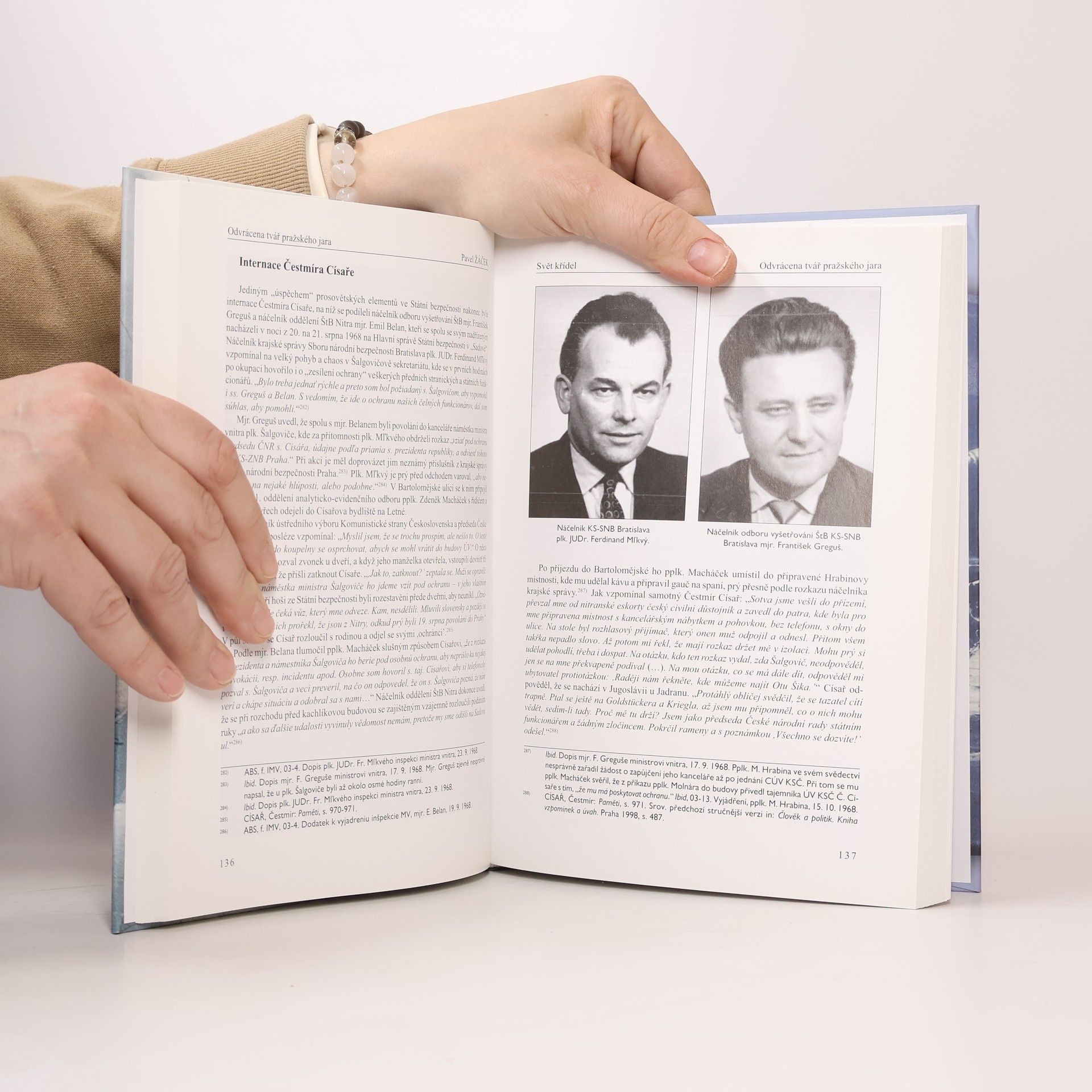 Pavel Žáček Odvrácená tvář pražského jara: Státní bezpečnost v Praze a srpen 1968