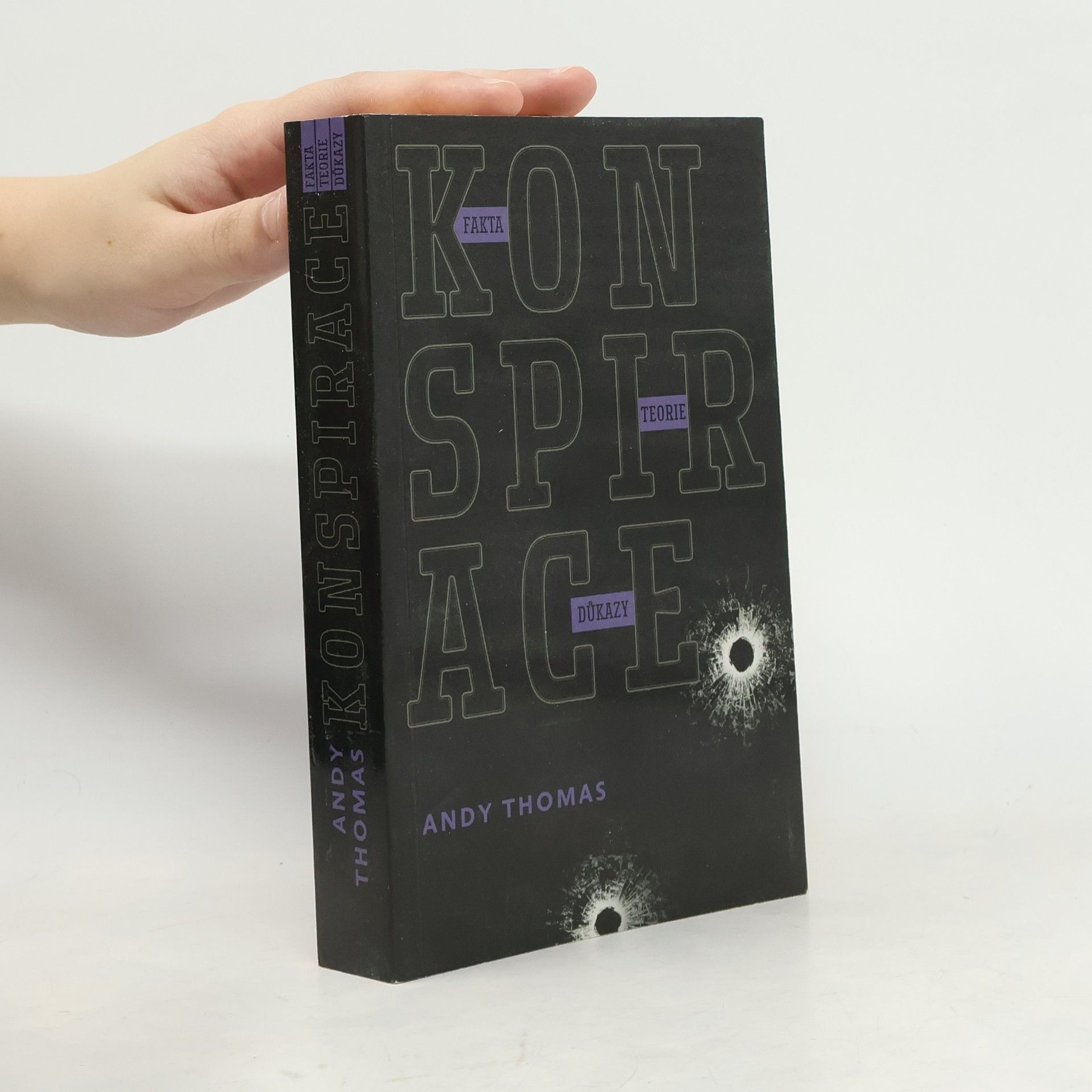 Andy Thomas Konspirace