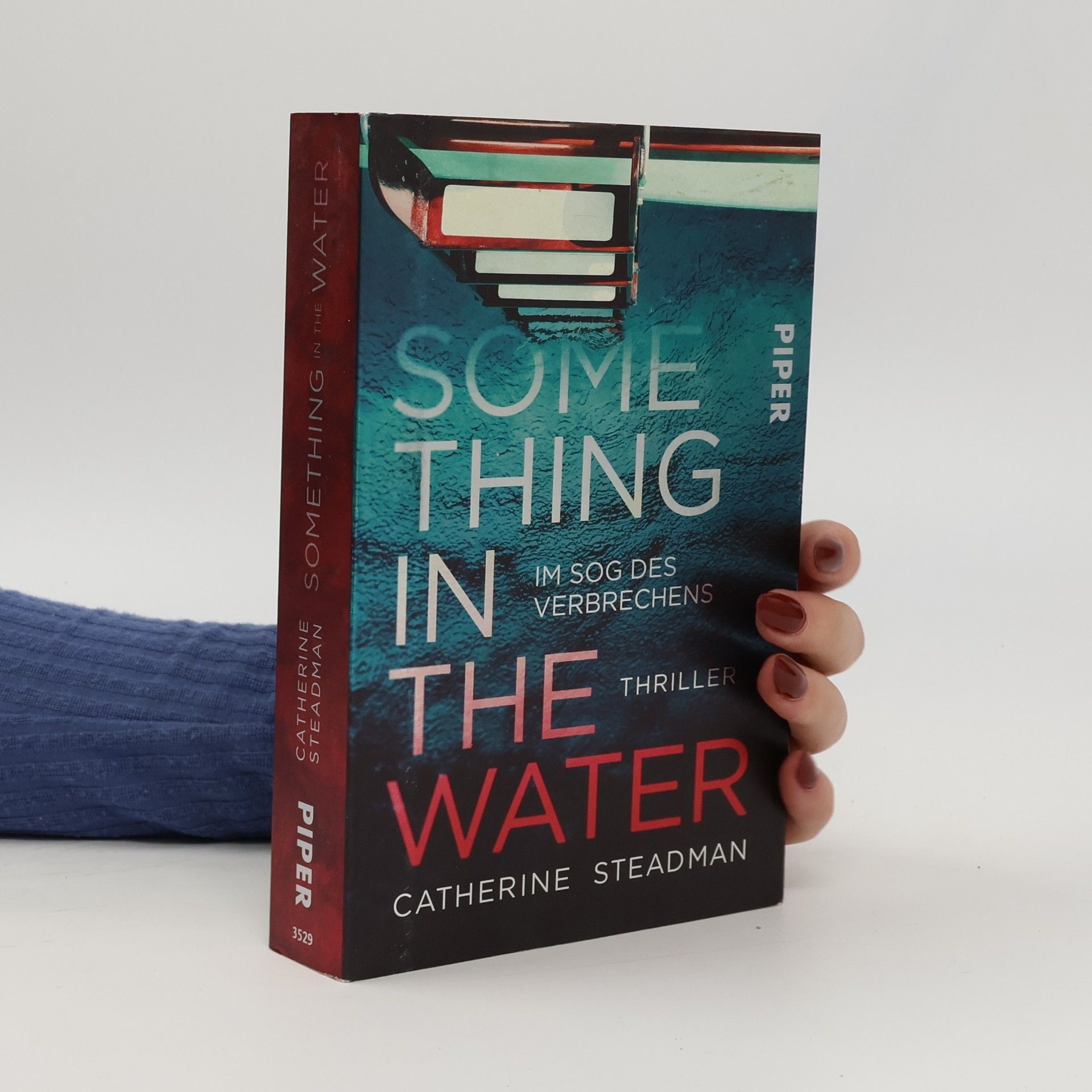 Catherine Steadman Something in the water