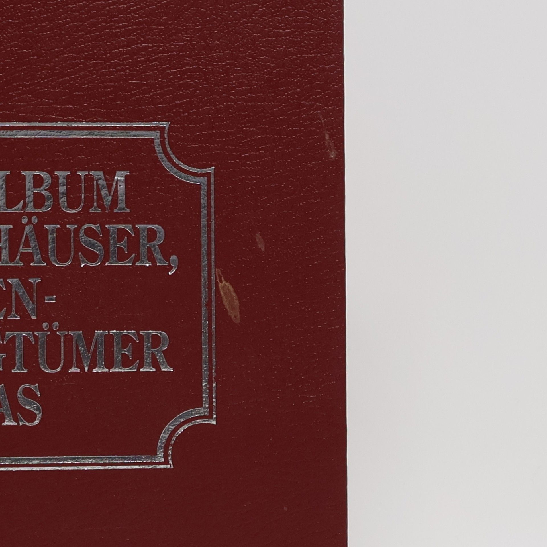 Kolektiv autorů Familienalbum der Königshäuser, Fürsten- und Herzogtümer Europas