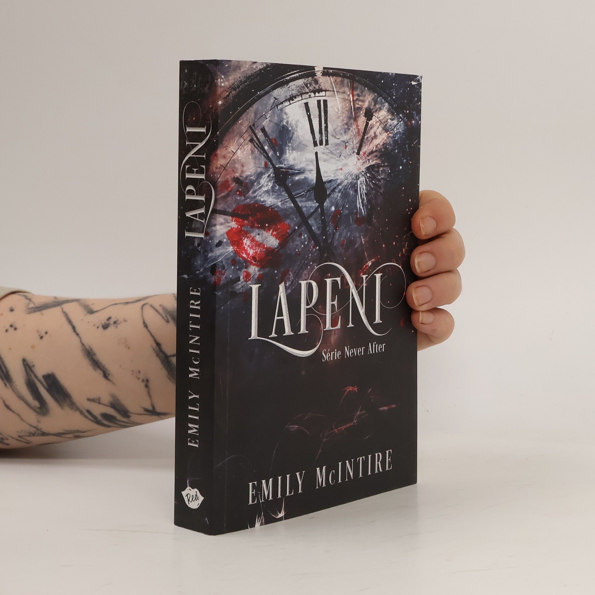 Emily McIntire Lapeni