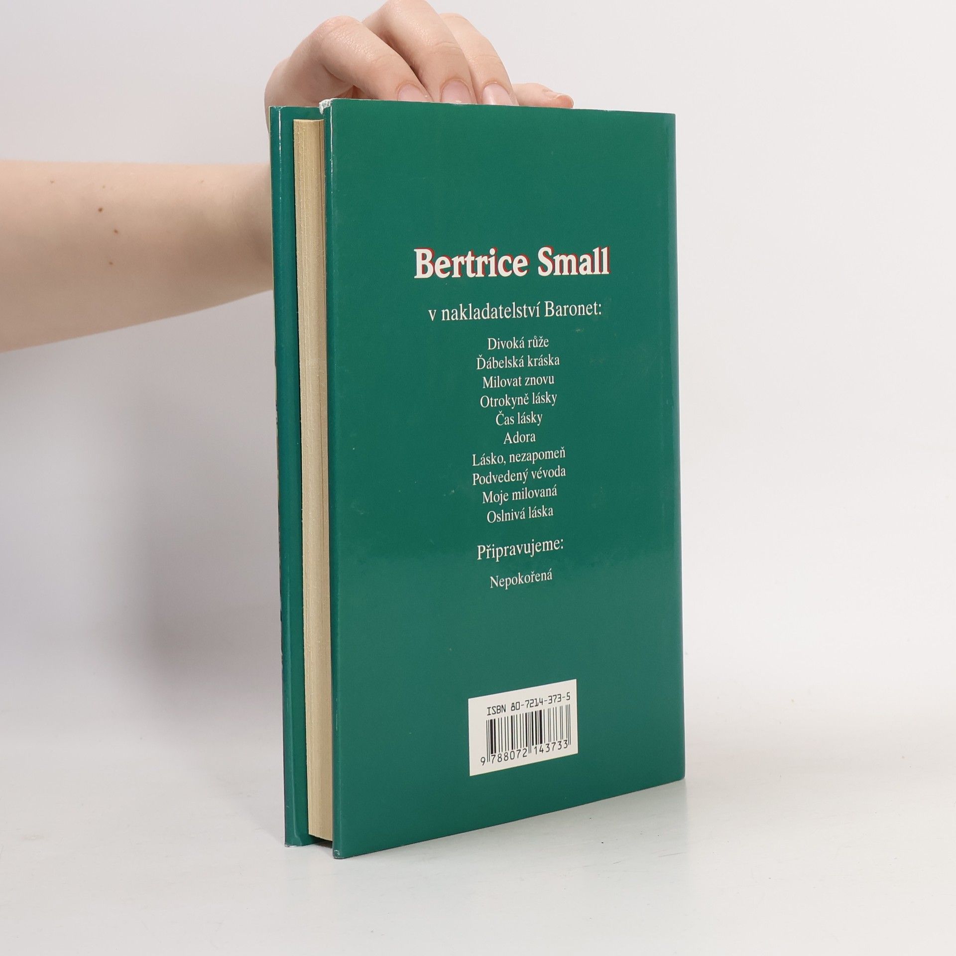 Bertrice Small Oslnivá láska