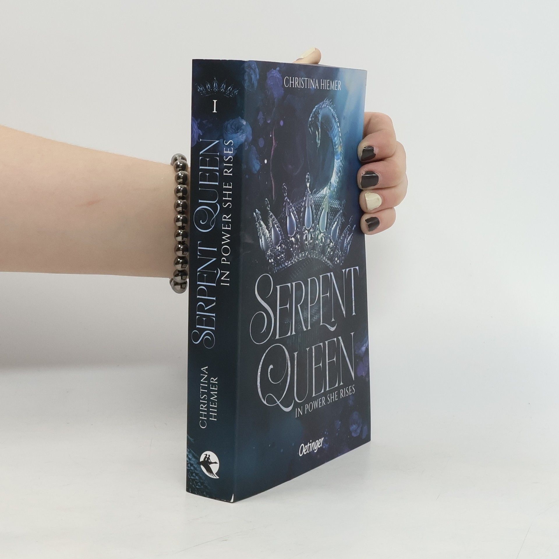 Christina Hiemer In Power She Rises / Serpent Queen Bd.1