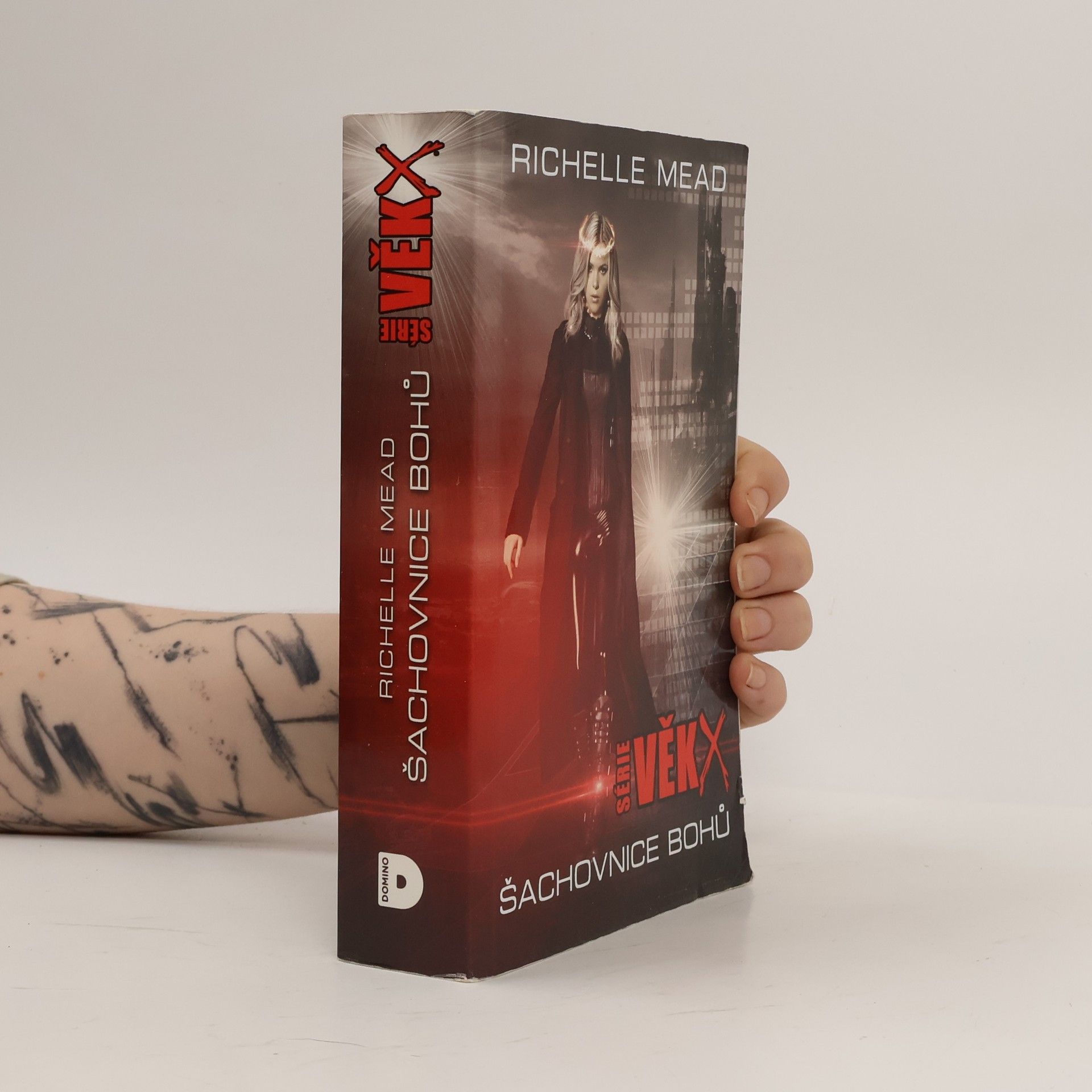 Richelle Mead Série Věk X. Šachovnice bohů