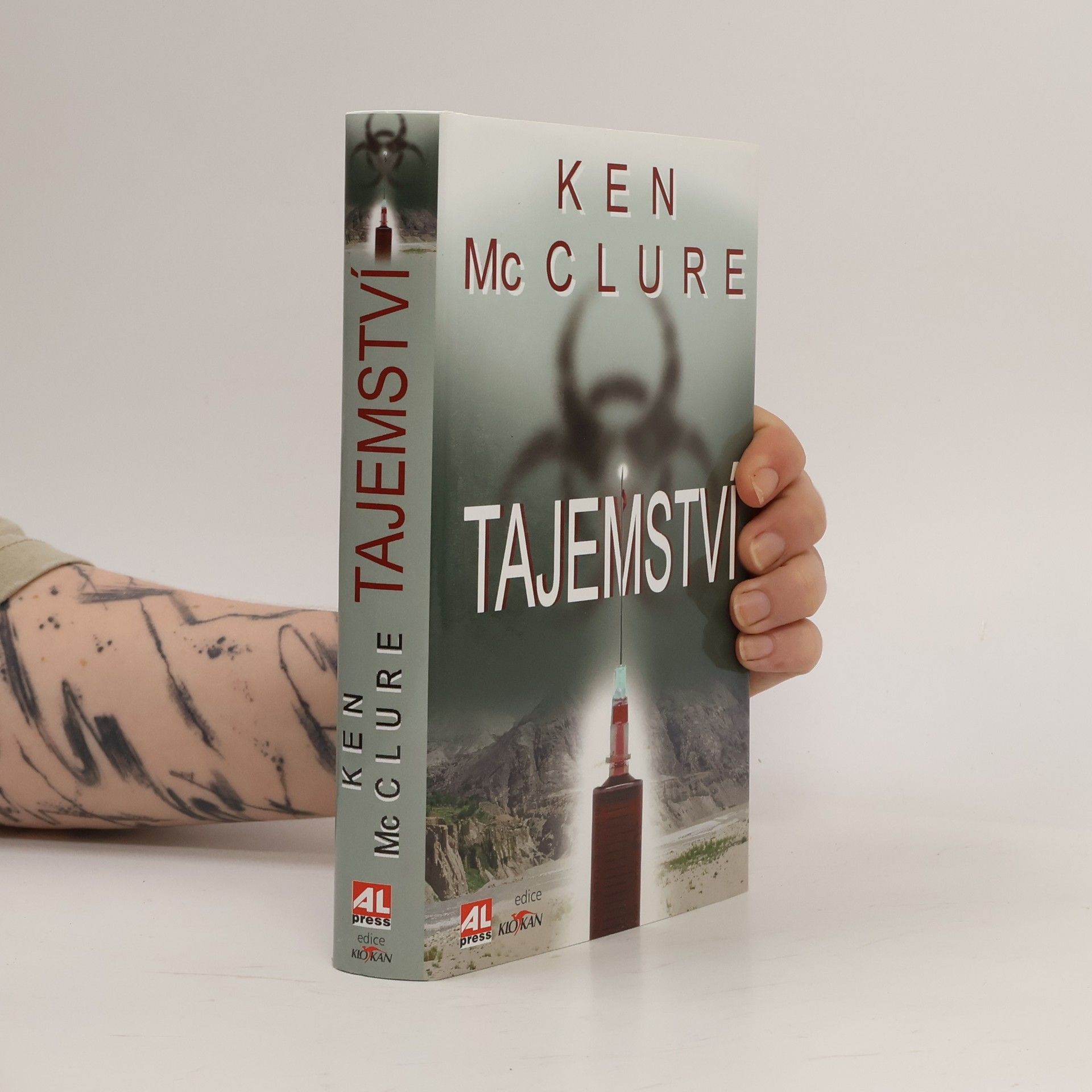 Ken McClure Tajemství