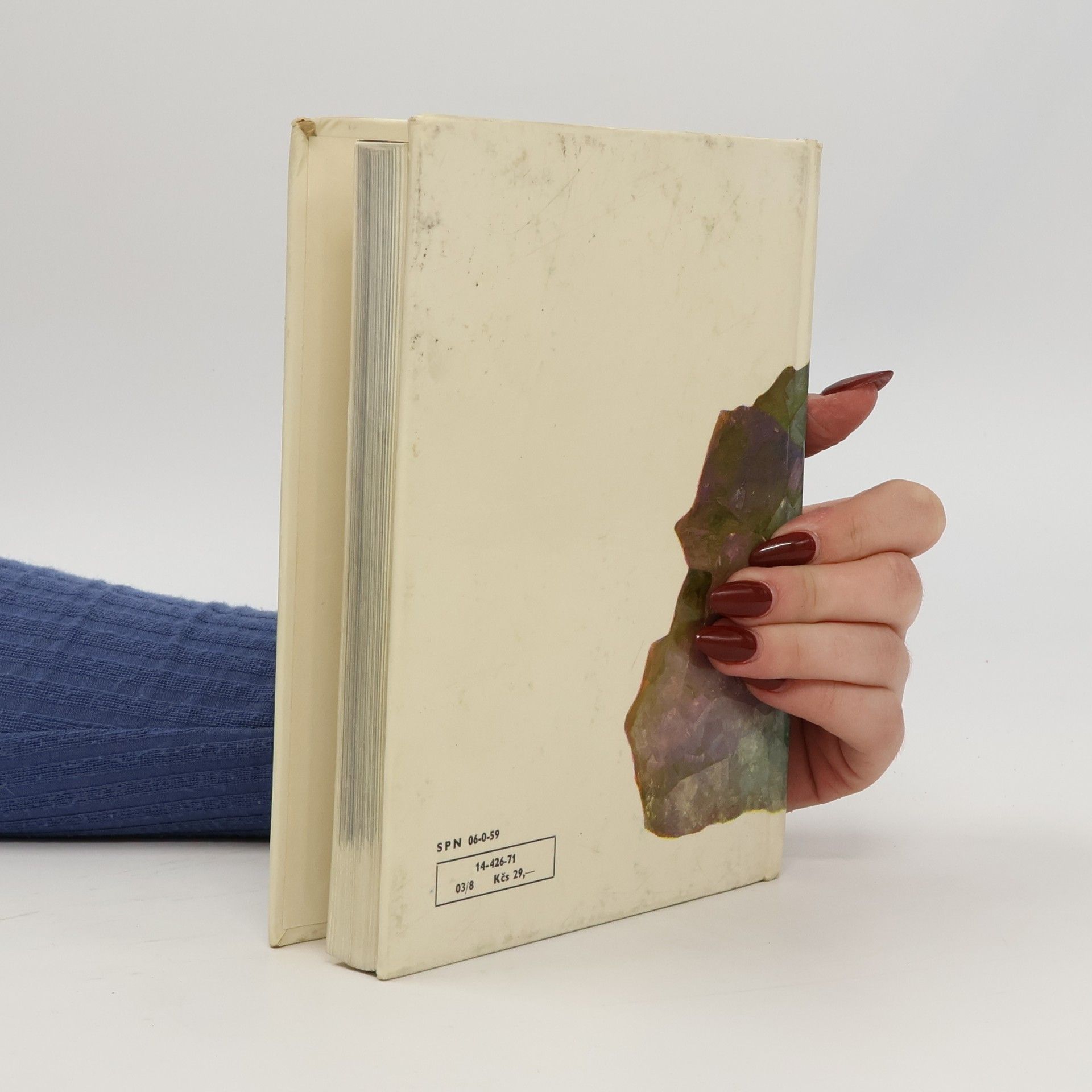 Karel Tuček Kapesní atlas nerostů a hornin