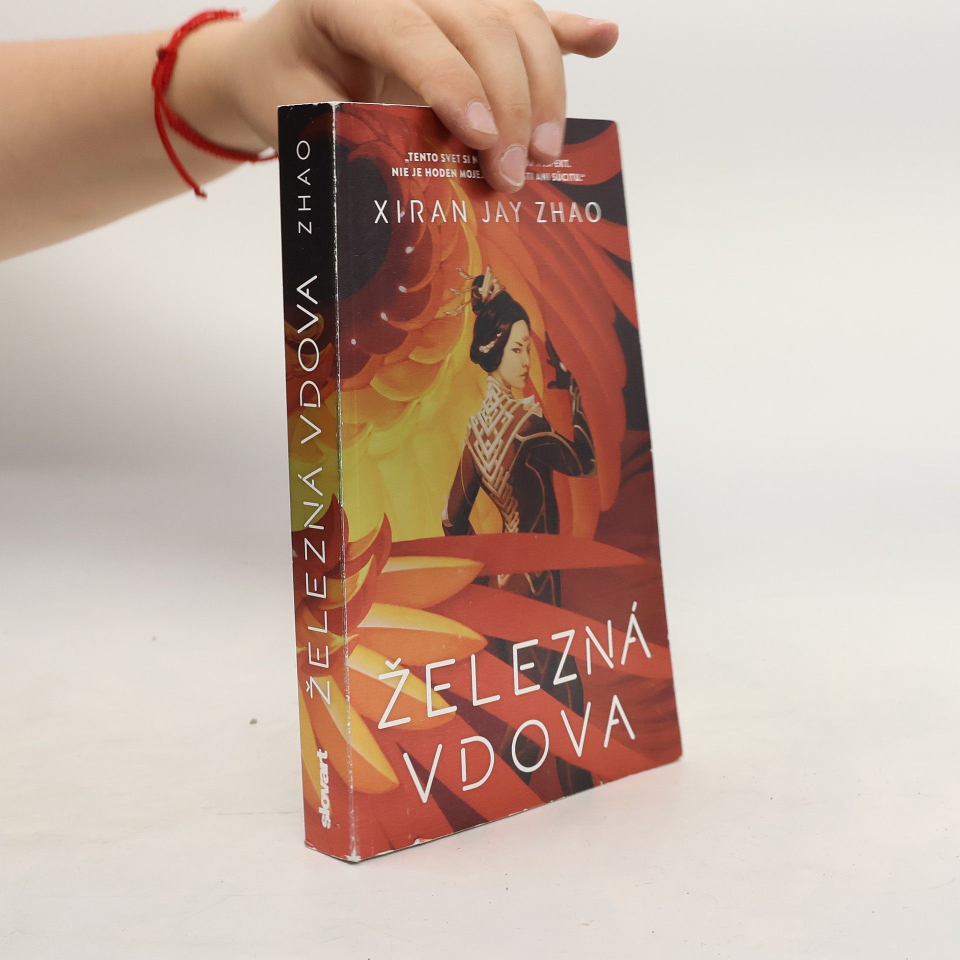 Xiran Jay Zhao Železná vdova