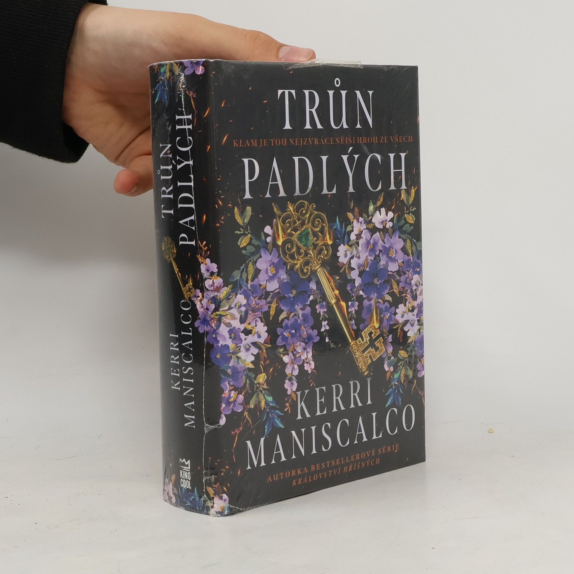 Kerri Maniscalco Trůn padlých. Princové hříchů 1