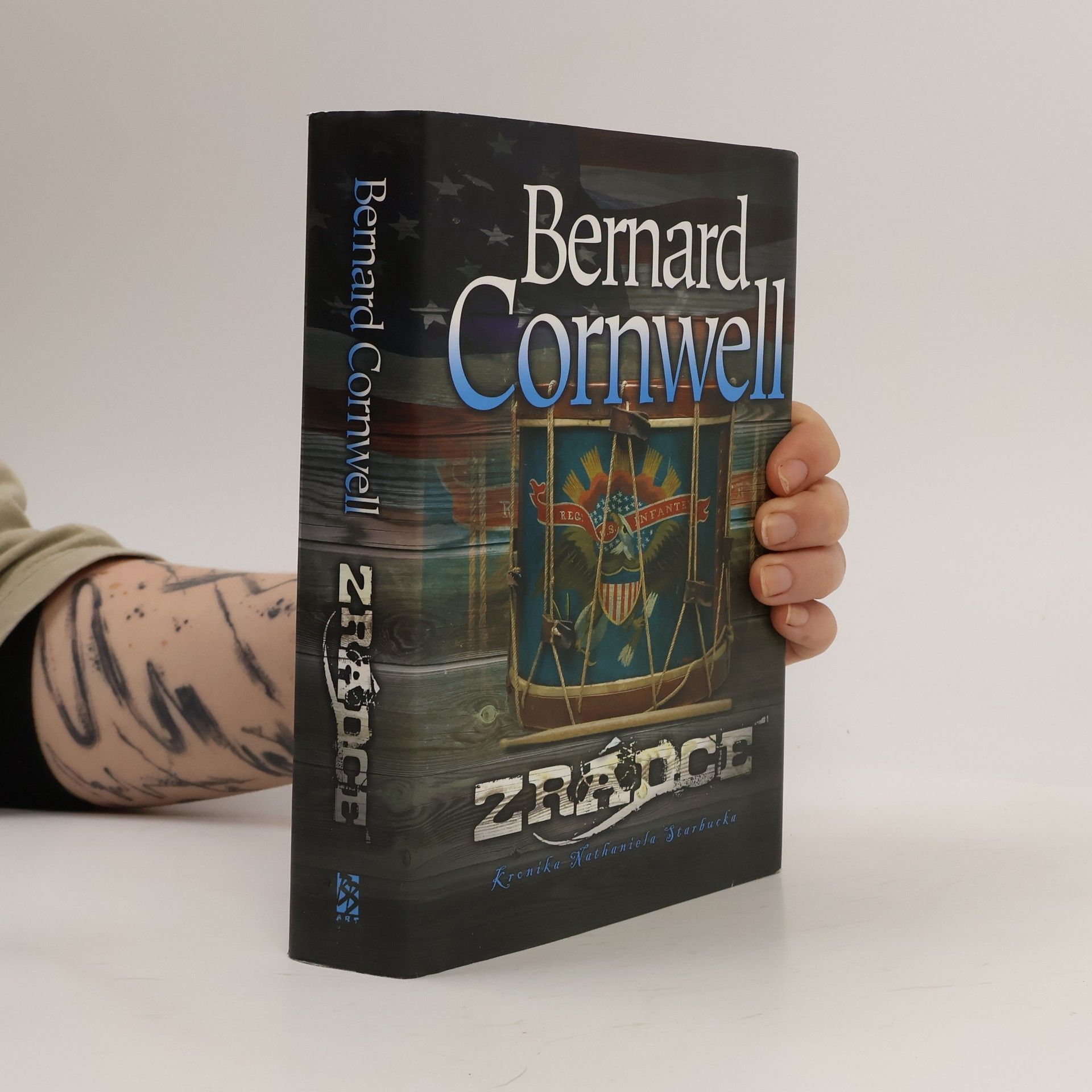 Bernard Cornwell Zrádce. Kronika Nathaniela Starbucka