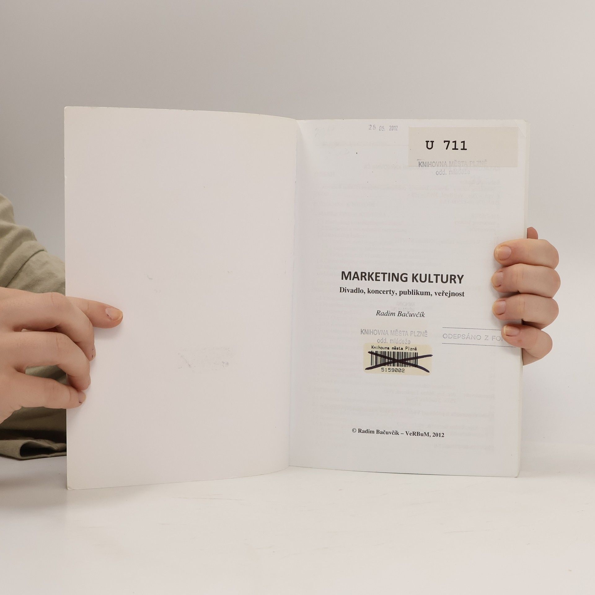 Radim Bačuvčík Marketing kultury : divadlo, koncerty, publikum, veřejnost