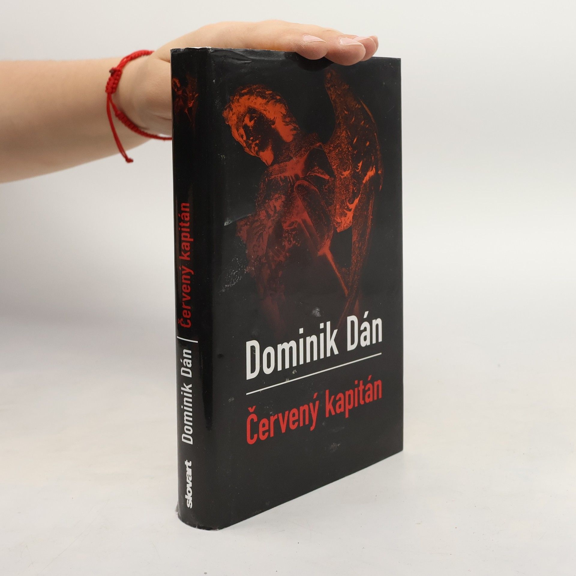 Dominik Dán Červený kapitán