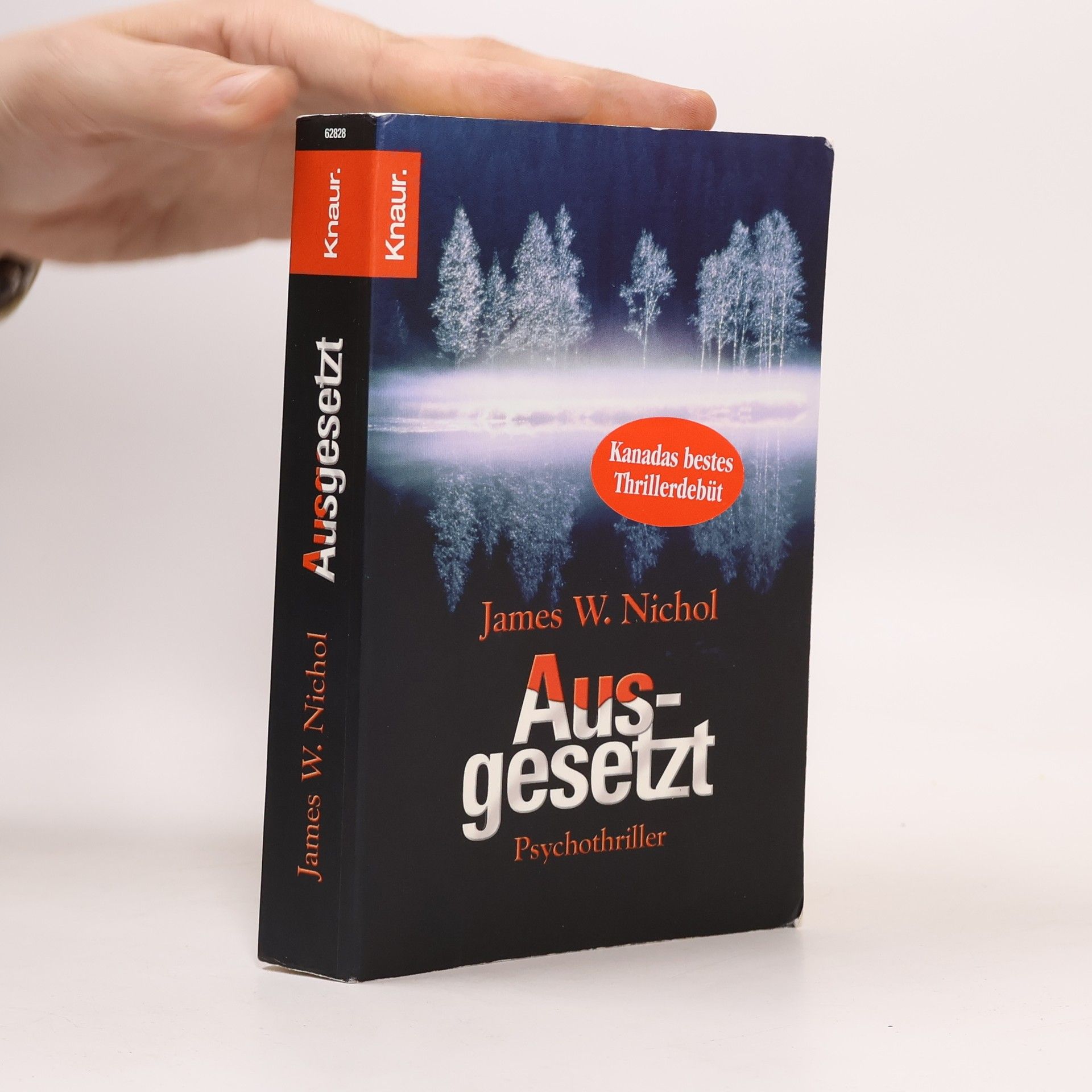 James W. Nichol Ausgesetzt