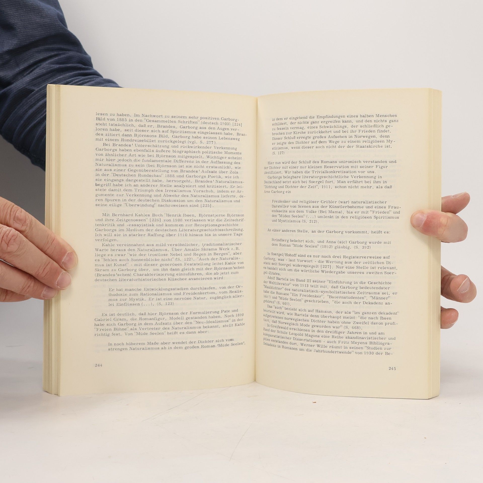 Walter Baumgartner Skandinavistische Studien - 10: Triumph des Irrealismus