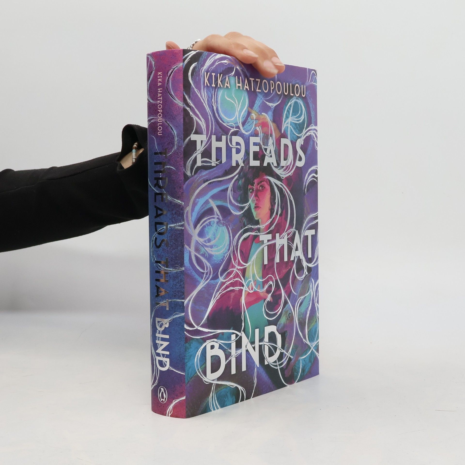 Kika Hatzopoulou Threads that Bind