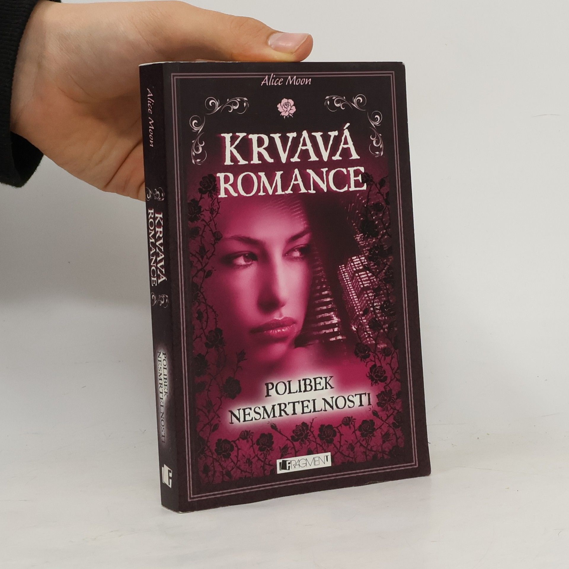 Alice Moon Polibek nesmrtelnosti