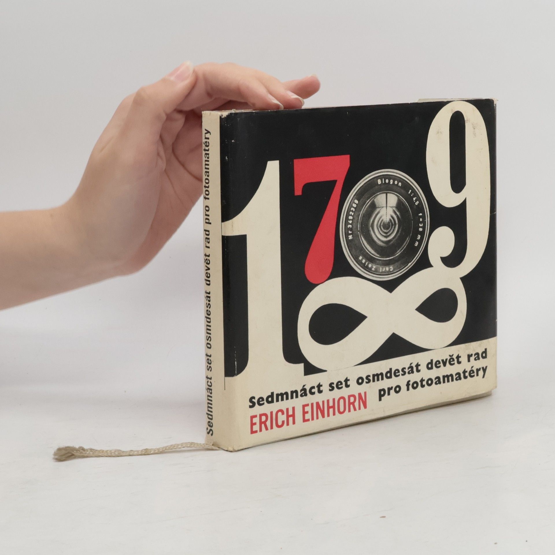 Erich Einhorn Sedmnáct set osmdesát devět rad pro fotoamatéry