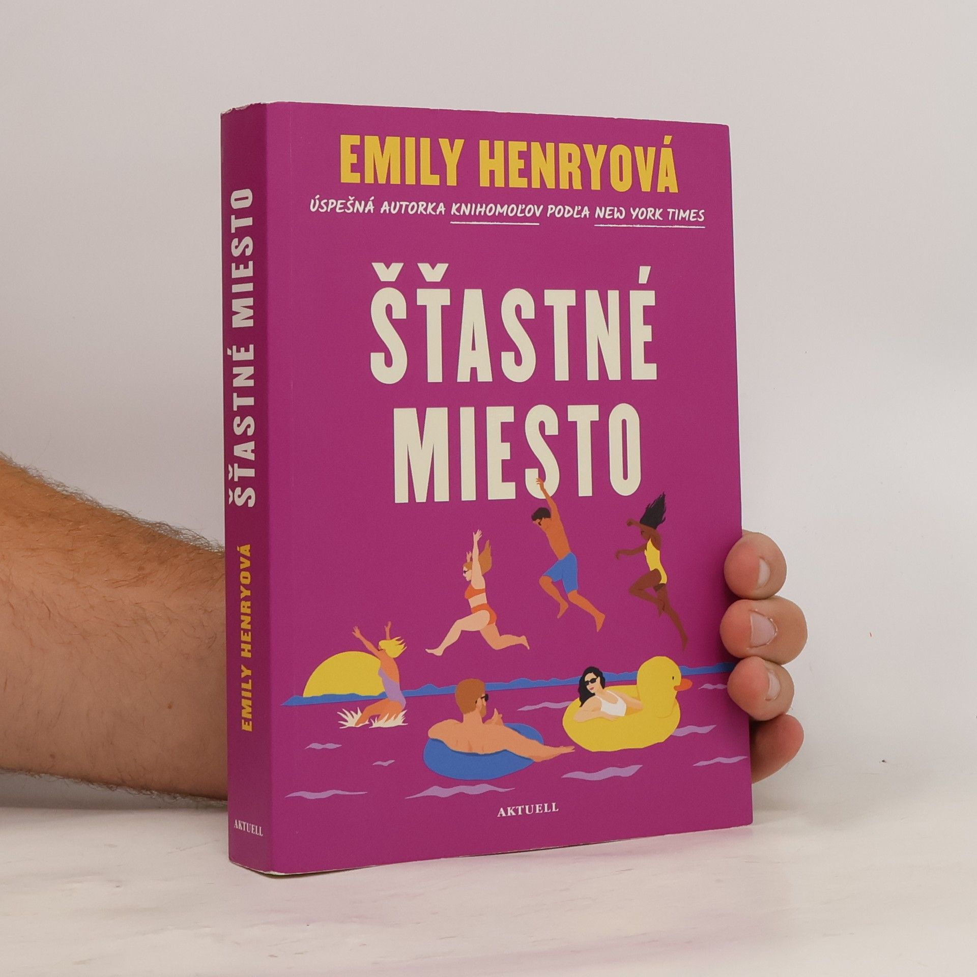 Emily Henry Šťastné miesto