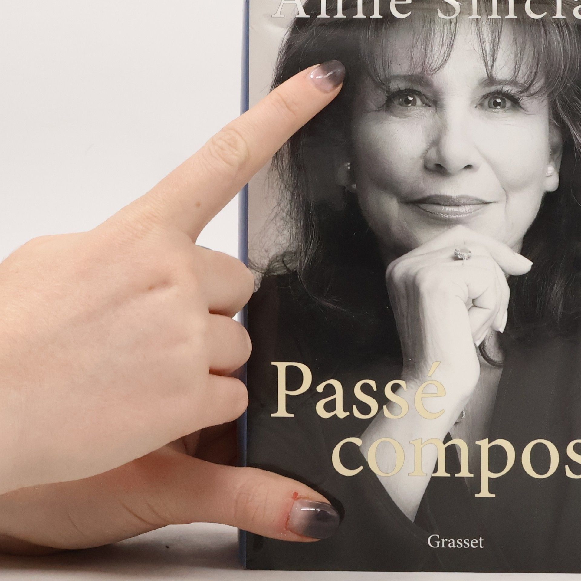 Anne Sinclair Passé composé