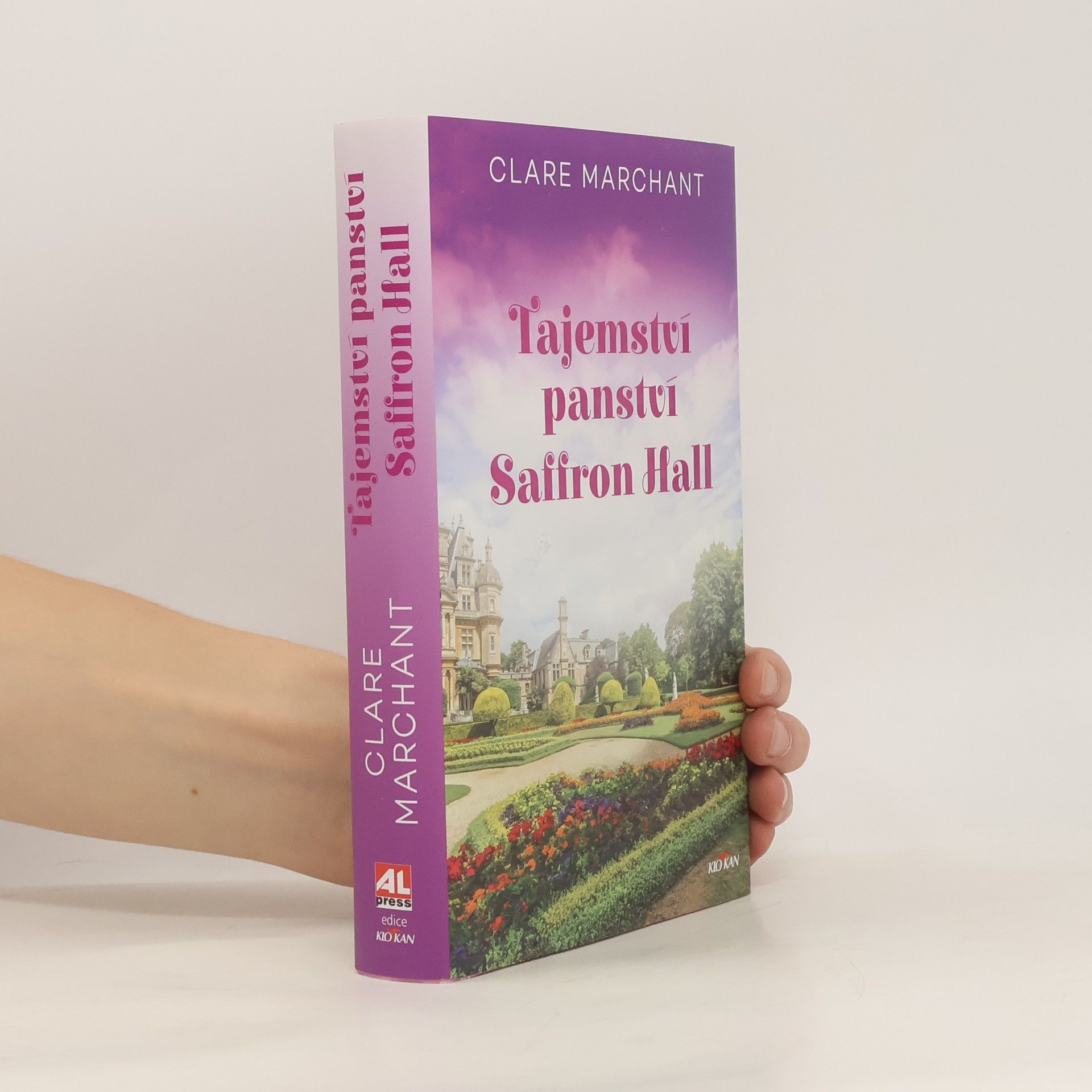 Clare Marchant Tajemství panství Saffron Hall