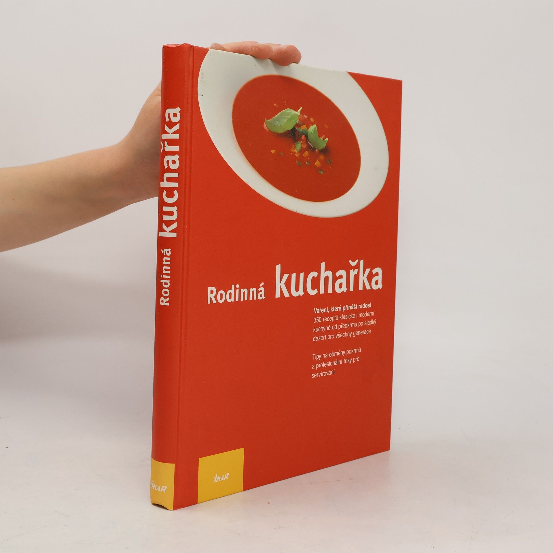 Dirk Albrecht Rodinná kuchařka: Recepty, které zítra budou klasikou