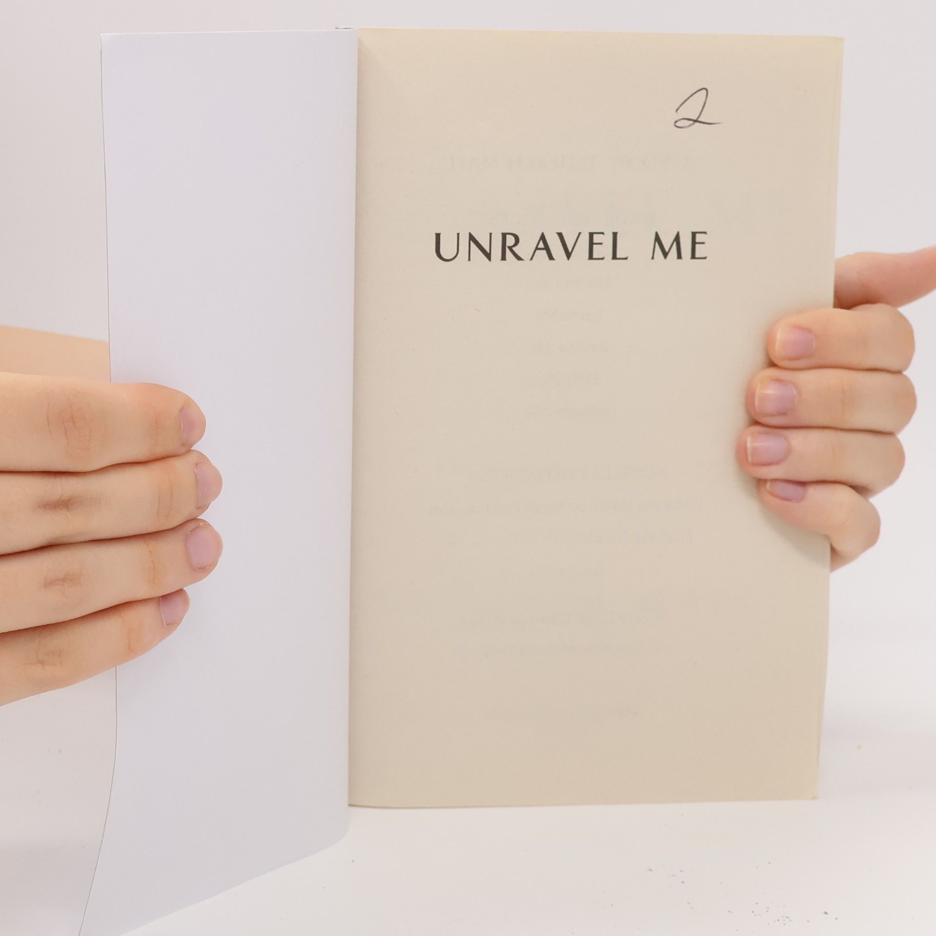 Tahereh Mafi Unravel me