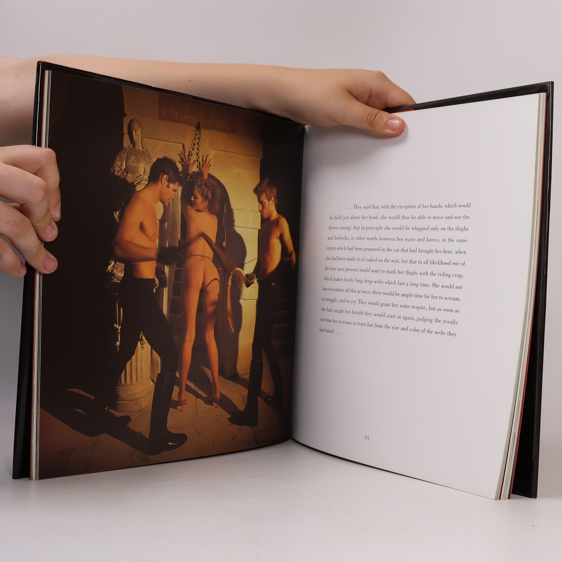 Doris Kloster The Illustrated Story of O: Photographs by Doris Kloster With Extracts from the Original Text by Pauline Réage